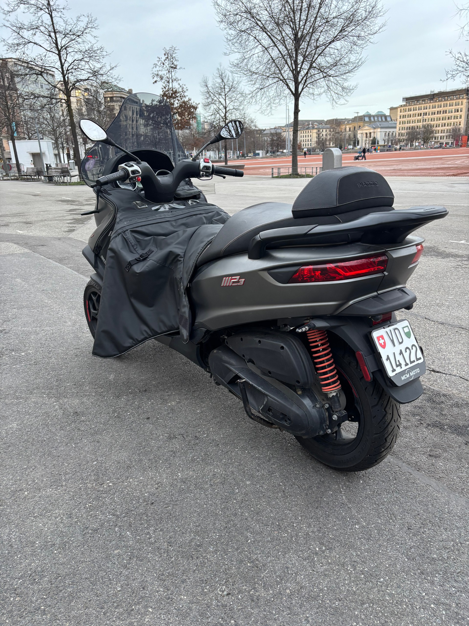 PIAGGIO 350LT-image-3