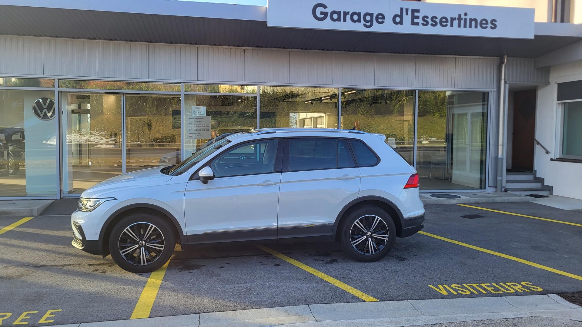 VW Tiguan 1.5TSI Evo Life-showroom-element-2