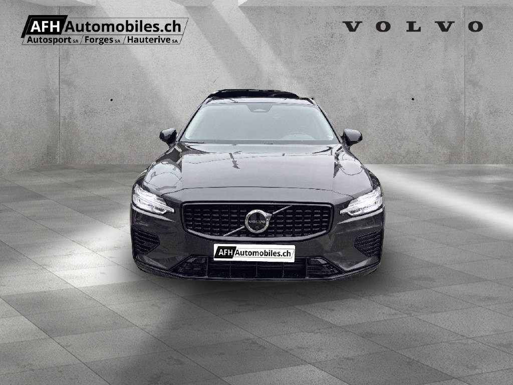 VOLVO V60 2.0 T6 TE Plus Dark eAWD-image-7