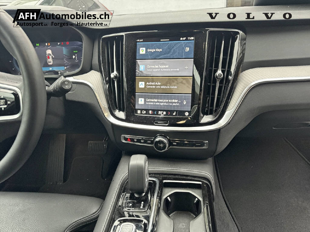 VOLVO V60 2.0 T6 TE Plus Dark eAWD-image-10