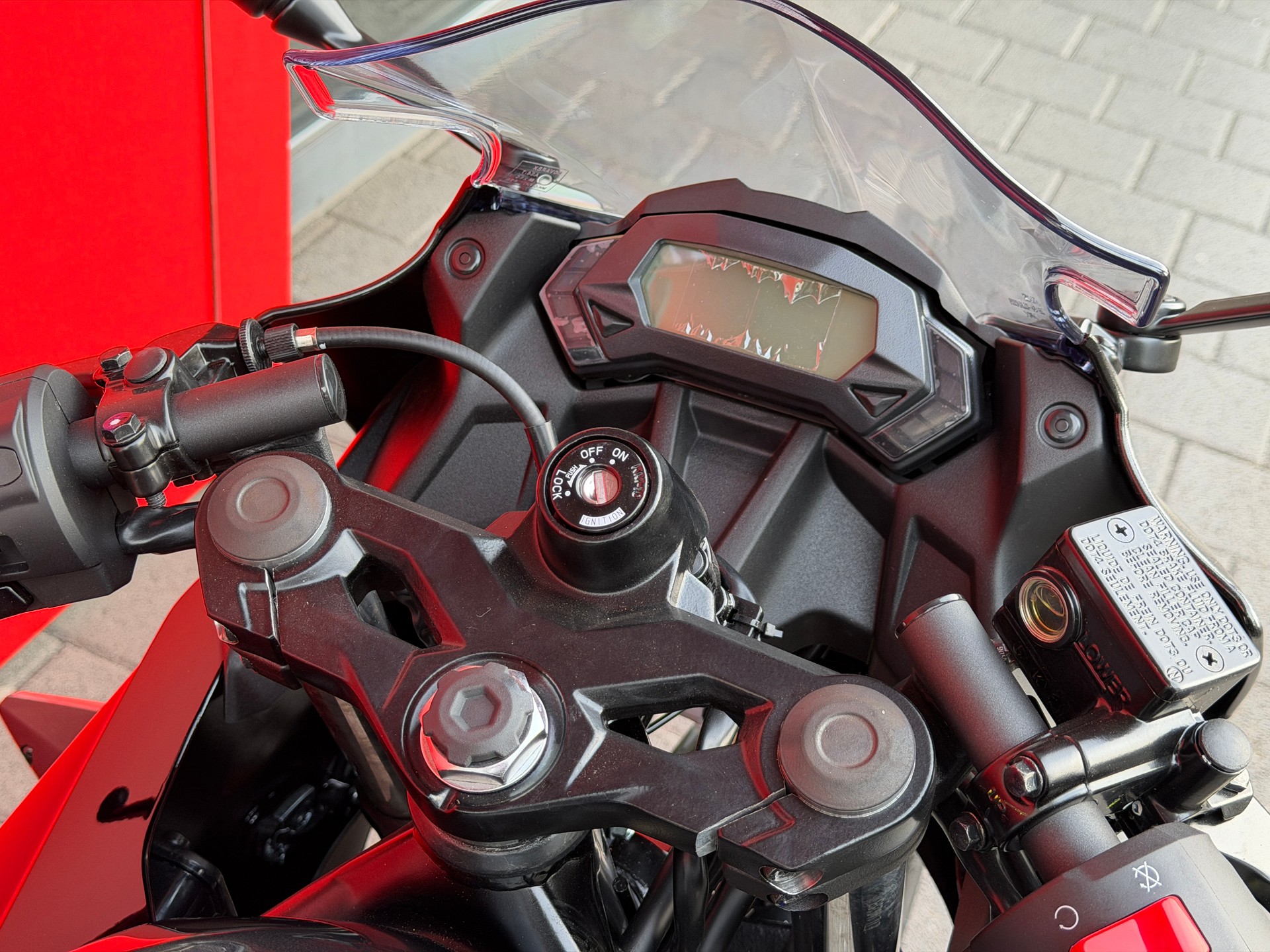 KAWASAKI Ninja 125-image-7
