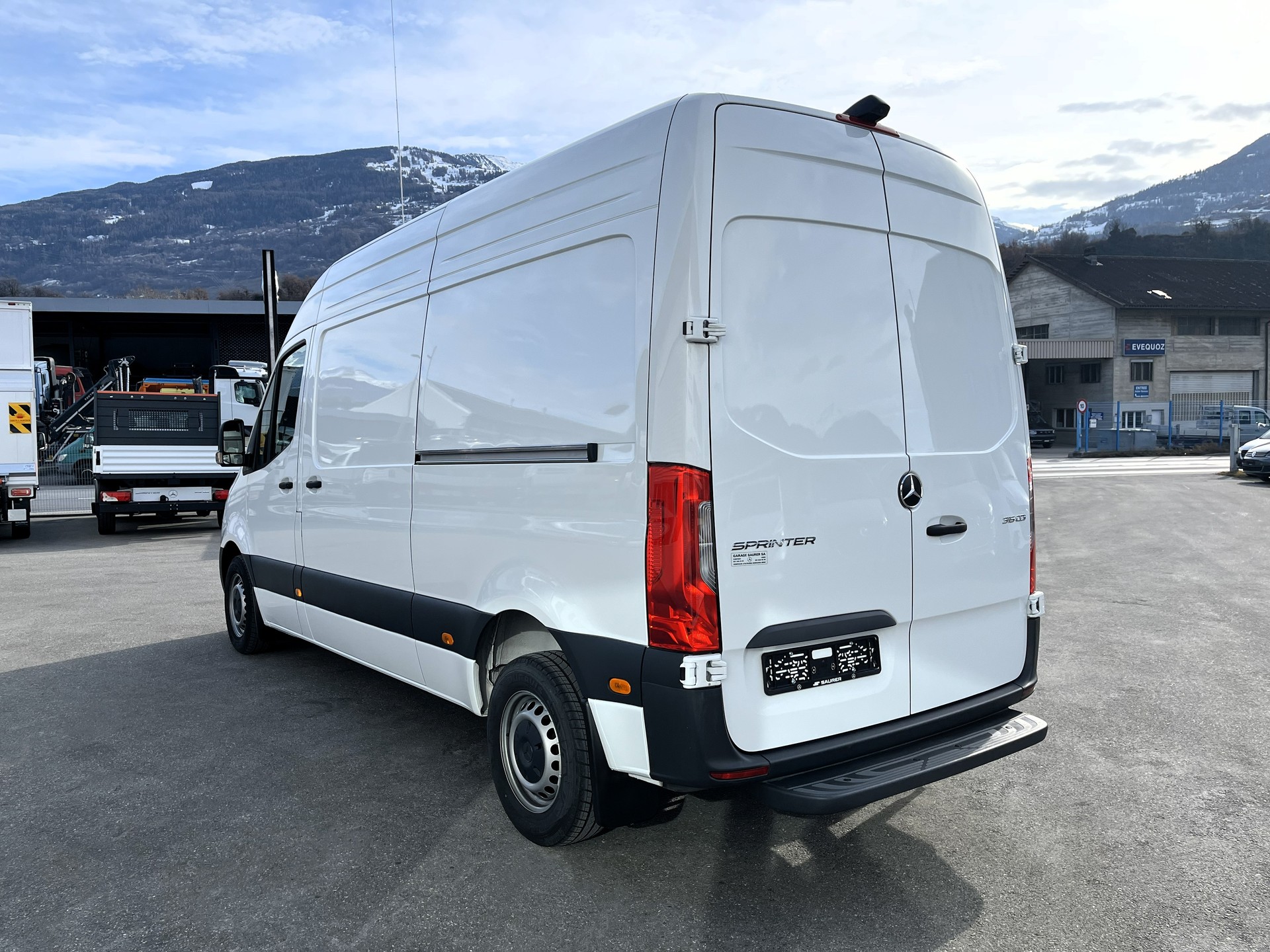 MERCEDES-BENZ Sprinter 315 CDI Standard FWD-image-7