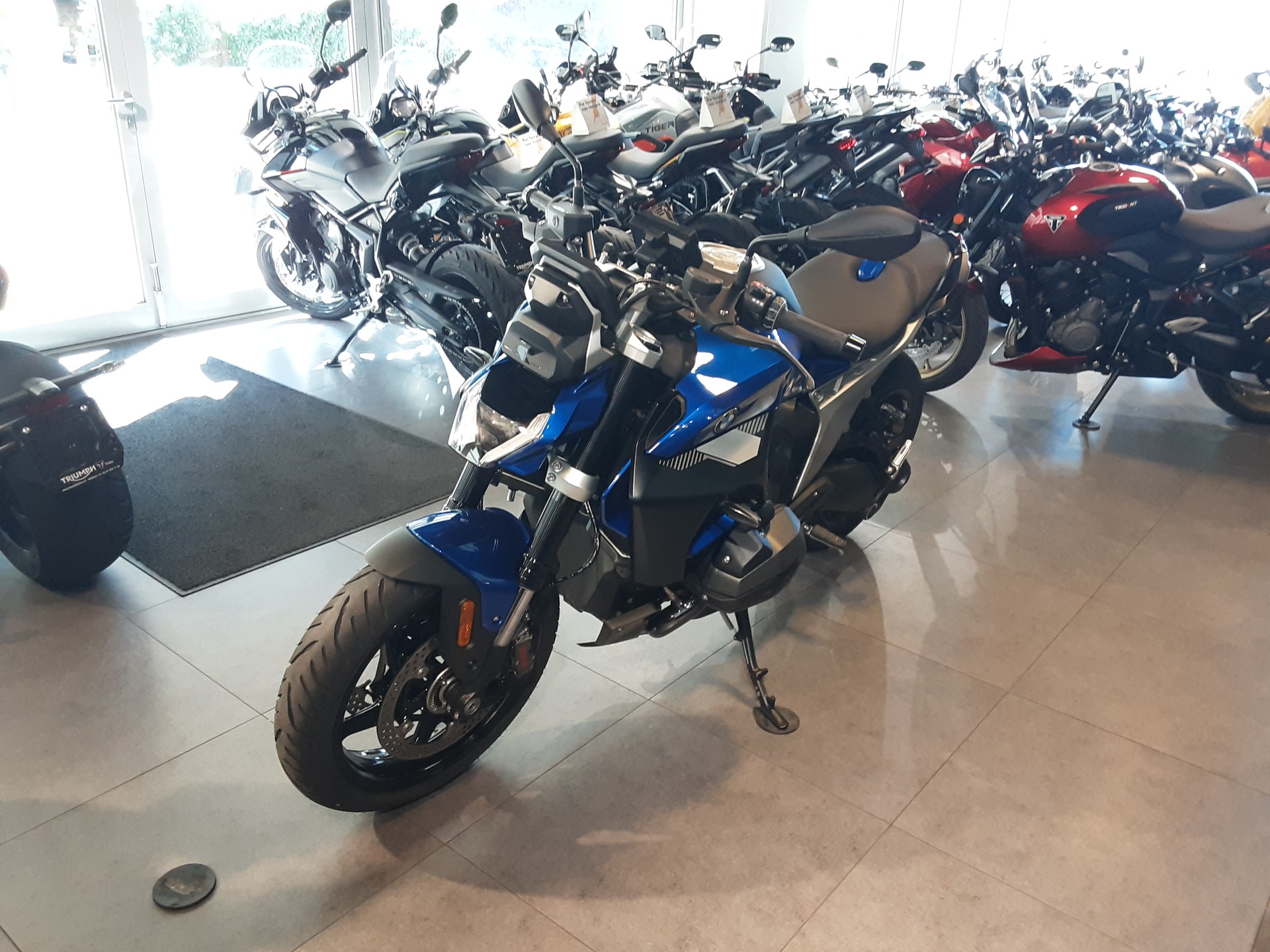 BMW R 1300 R-image-3