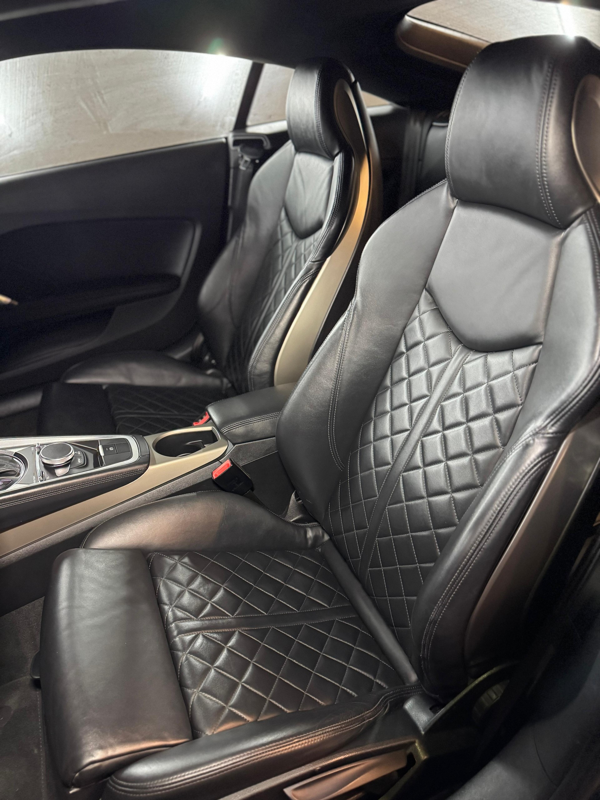 AUDI TT Coupé 2.0 TFSI quattro S-tronic-image-10