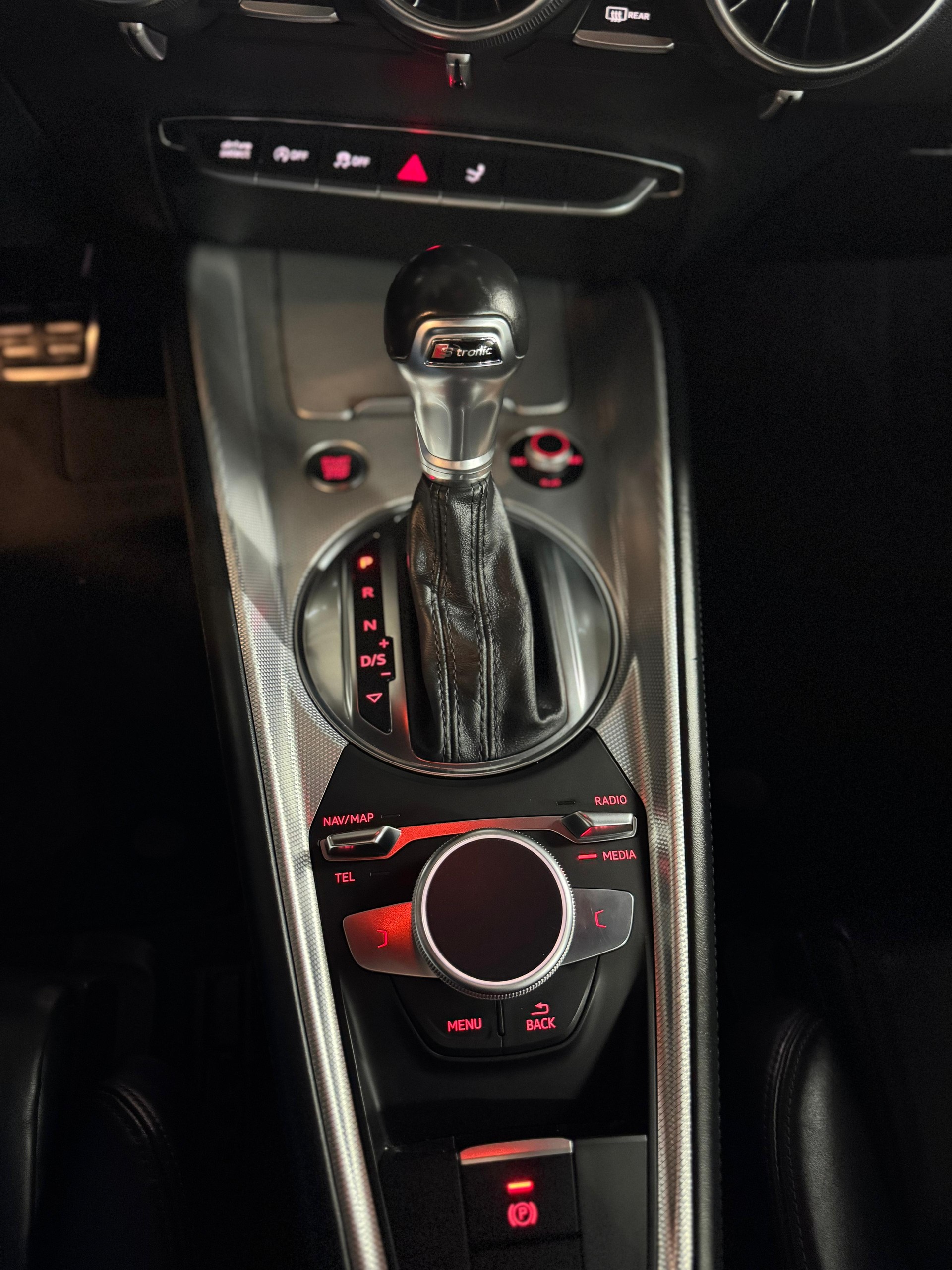 AUDI TT Coupé 2.0 TFSI quattro S-tronic-image-15
