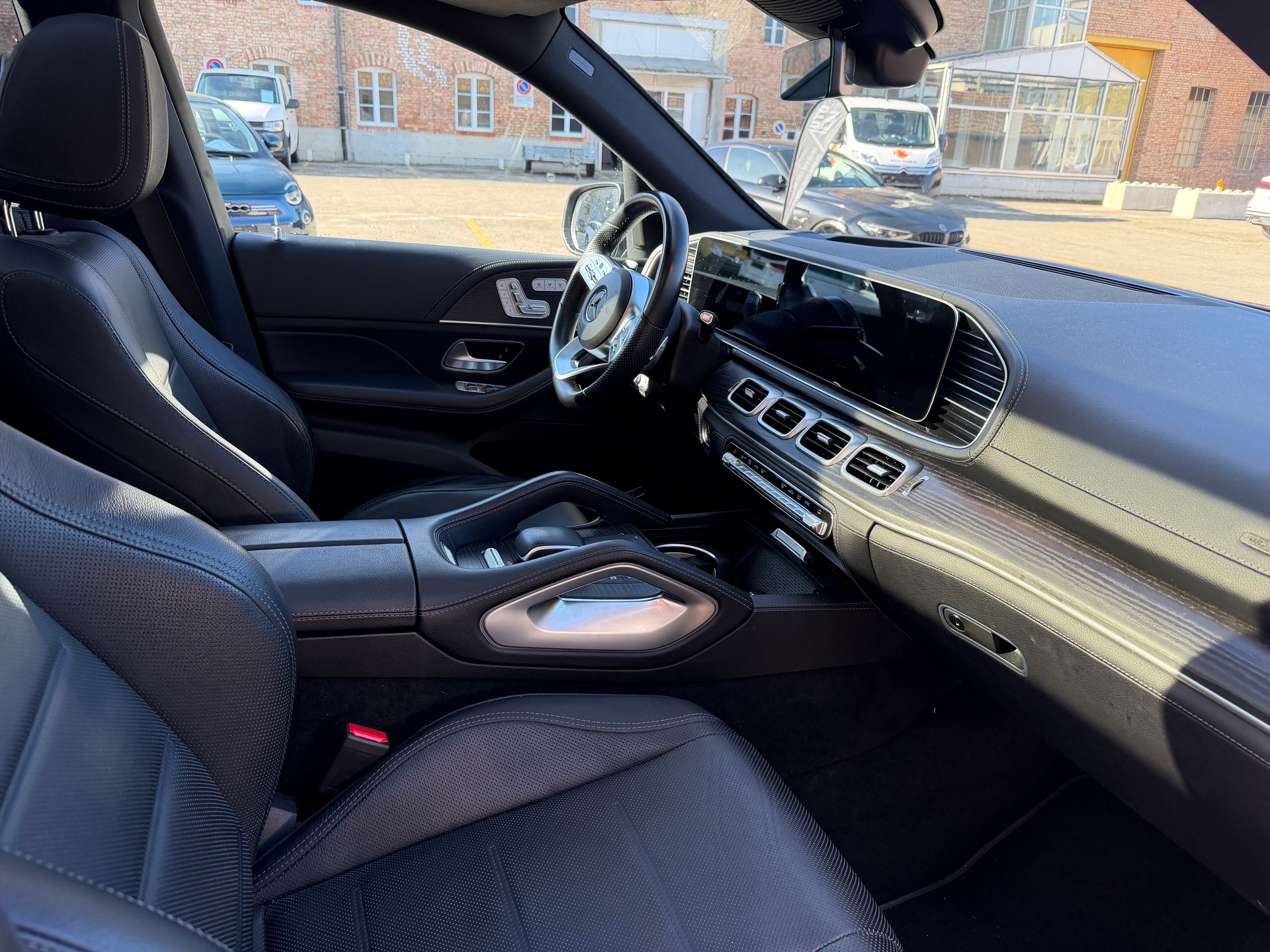 MERCEDES-BENZ GLE 400 d 4Matic AMG Line 9G-Tronic-image-7