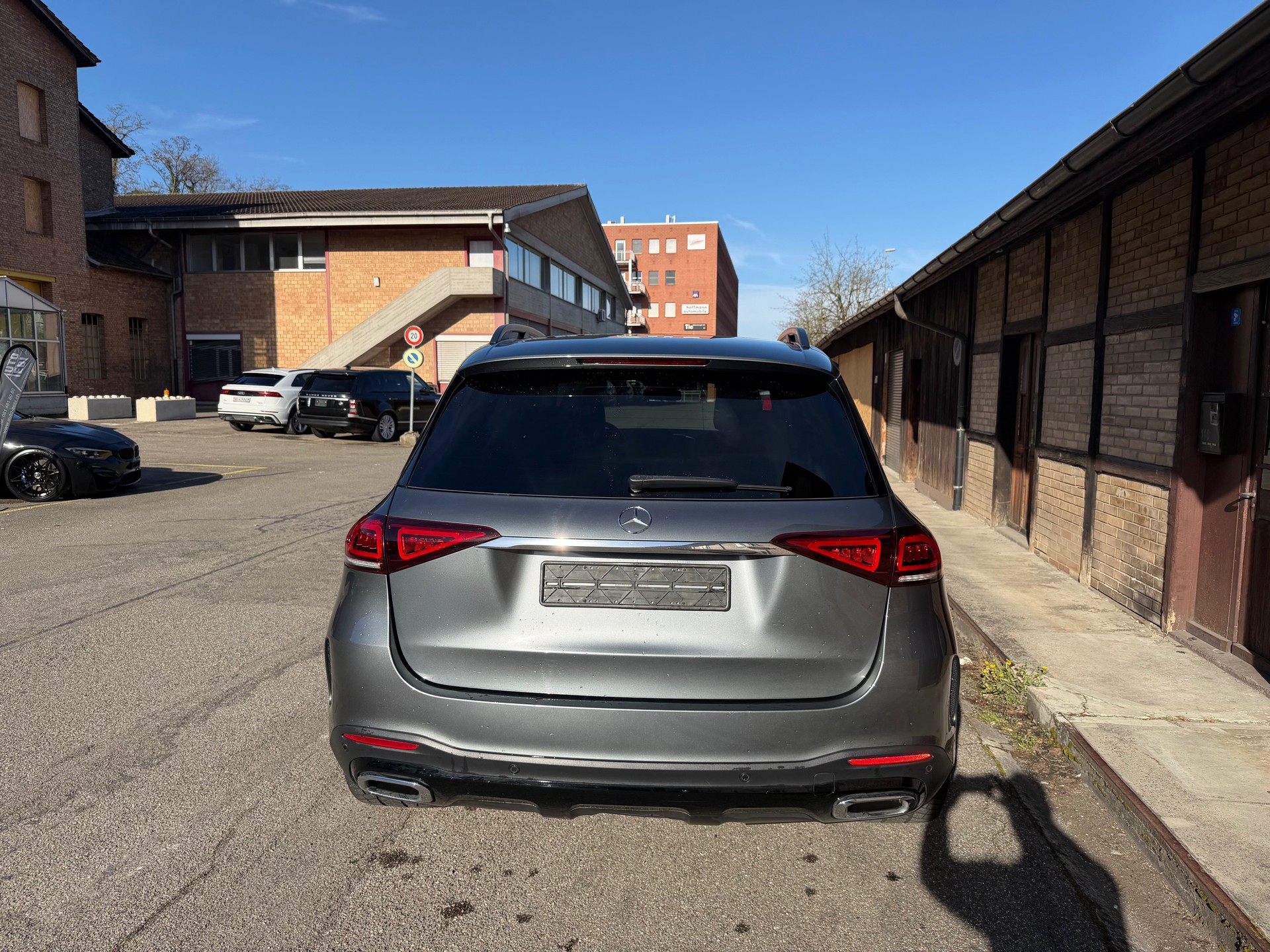 MERCEDES-BENZ GLE 400 d 4Matic AMG Line 9G-Tronic-image-6