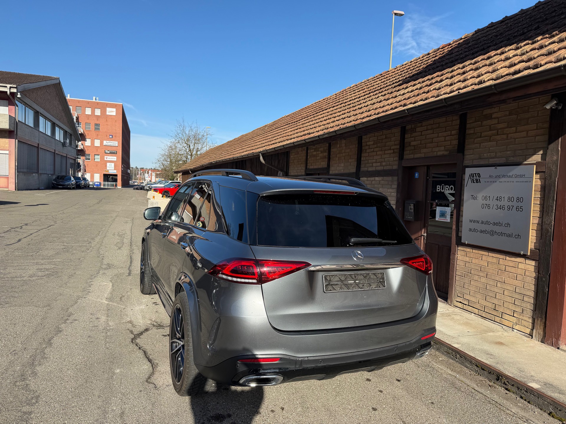 MERCEDES-BENZ GLE 400 d 4Matic AMG Line 9G-Tronic-image-3