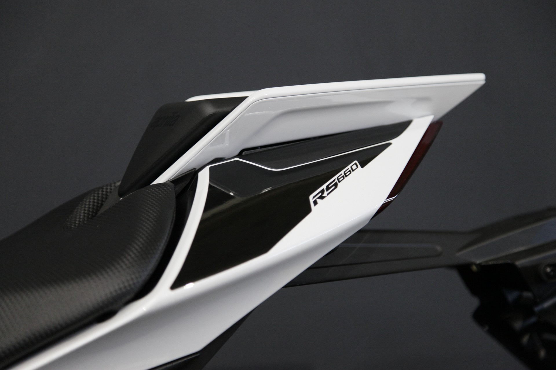 APRILIA RS 660 Factory White Edition E5+ (35kW)-image-4