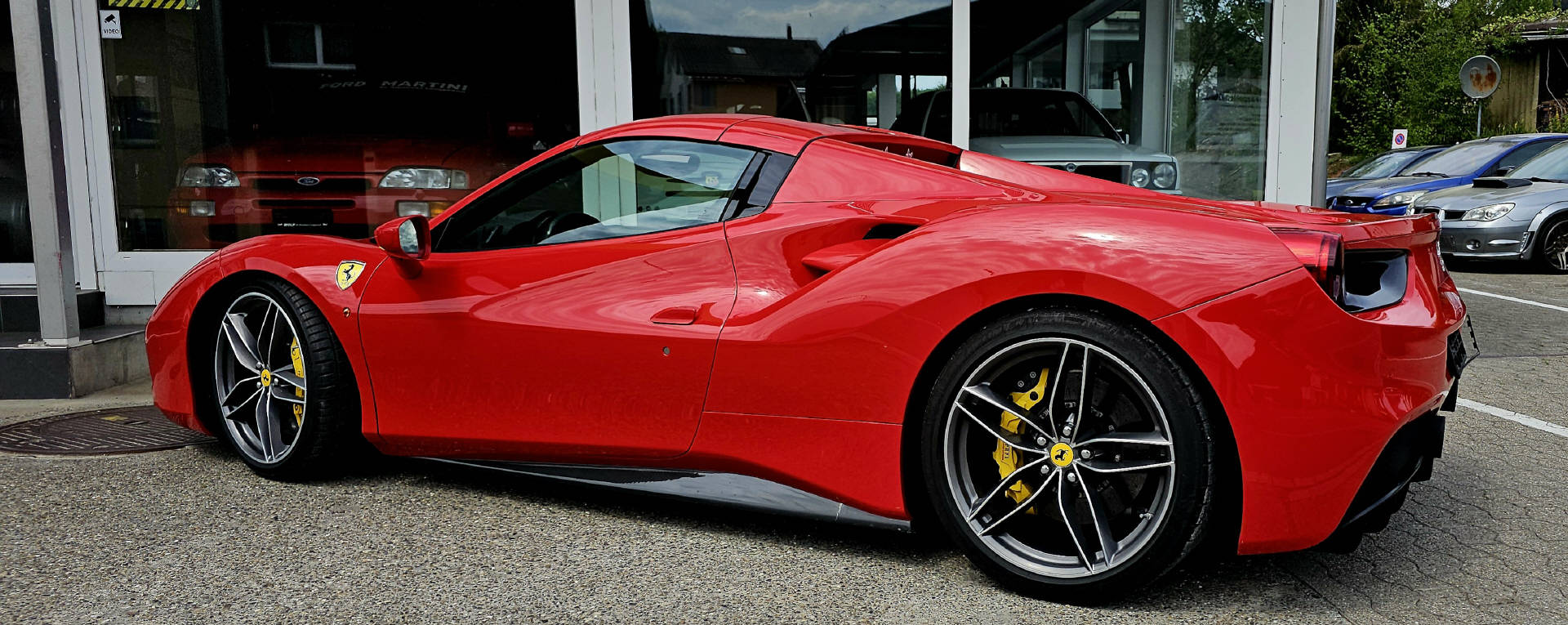 FERRARI 488 Spider 3.9 Turbo-image-8