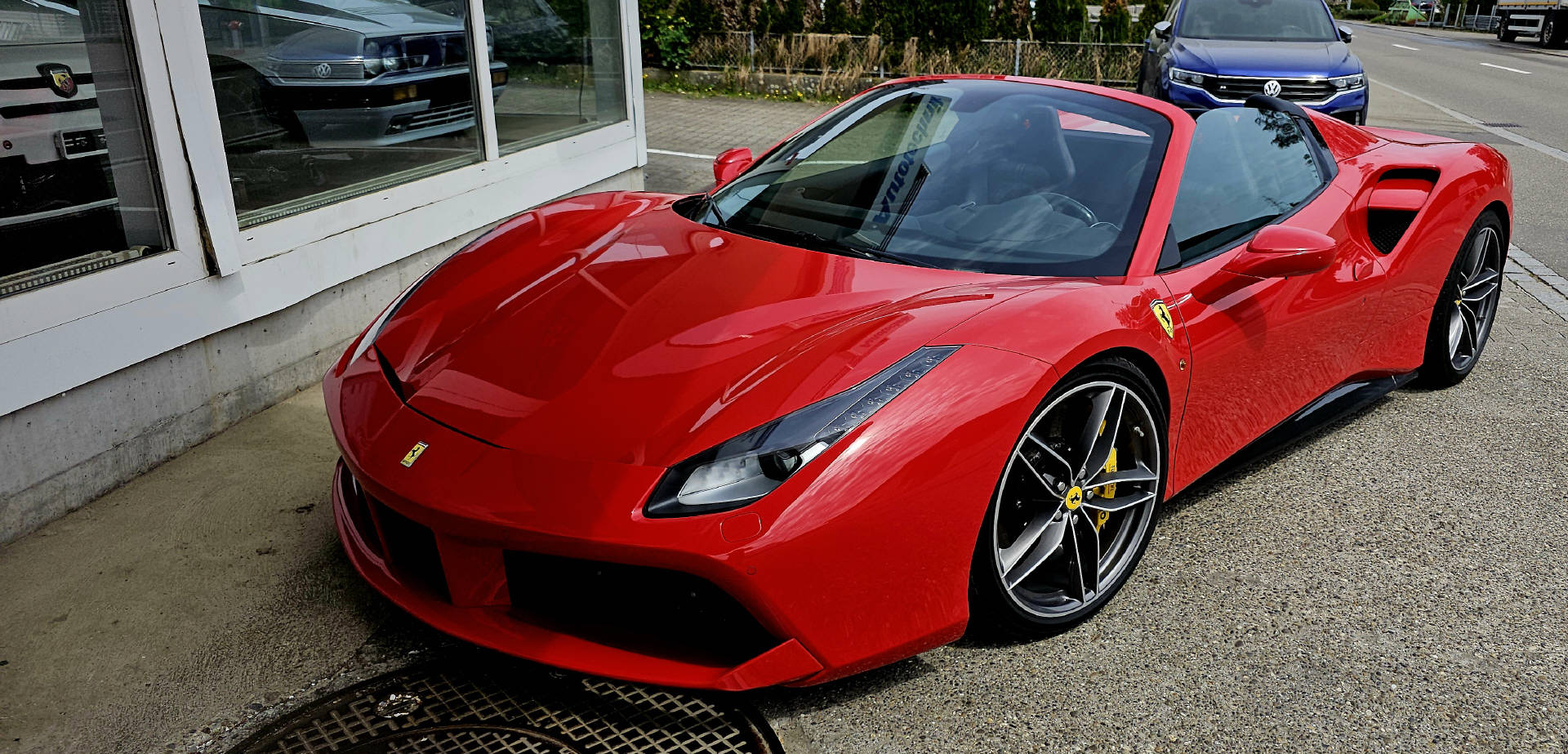 FERRARI 488 Spider 3.9 Turbo-image-4