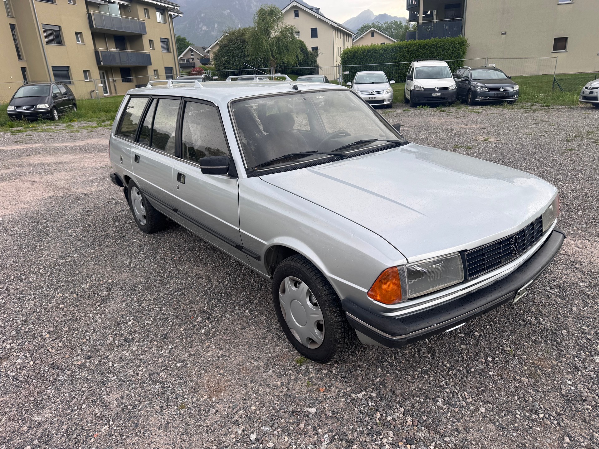 PEUGEOT 305 Break 1.9 Automatic-image-2