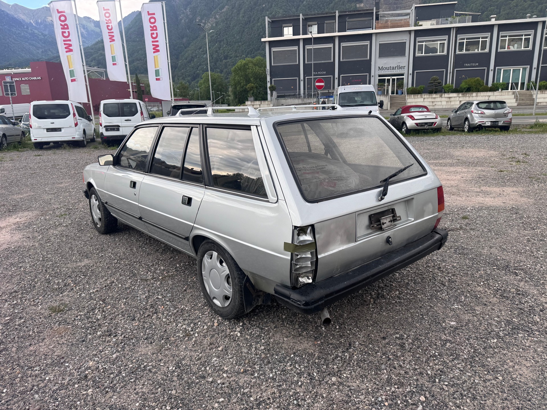 PEUGEOT 305 Break 1.9 Automatic-image-6