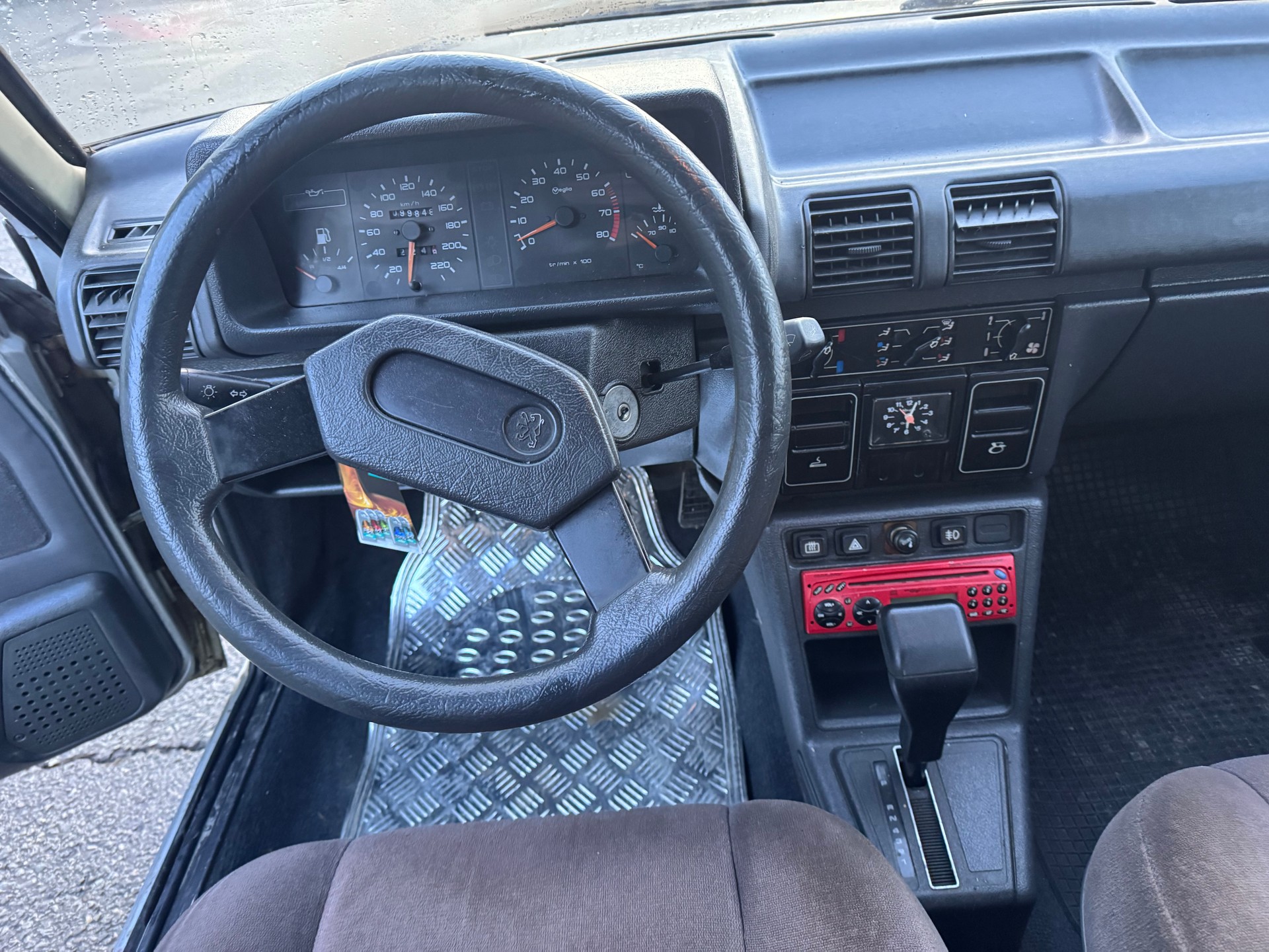 PEUGEOT 305 Break 1.9 Automatic-image-10