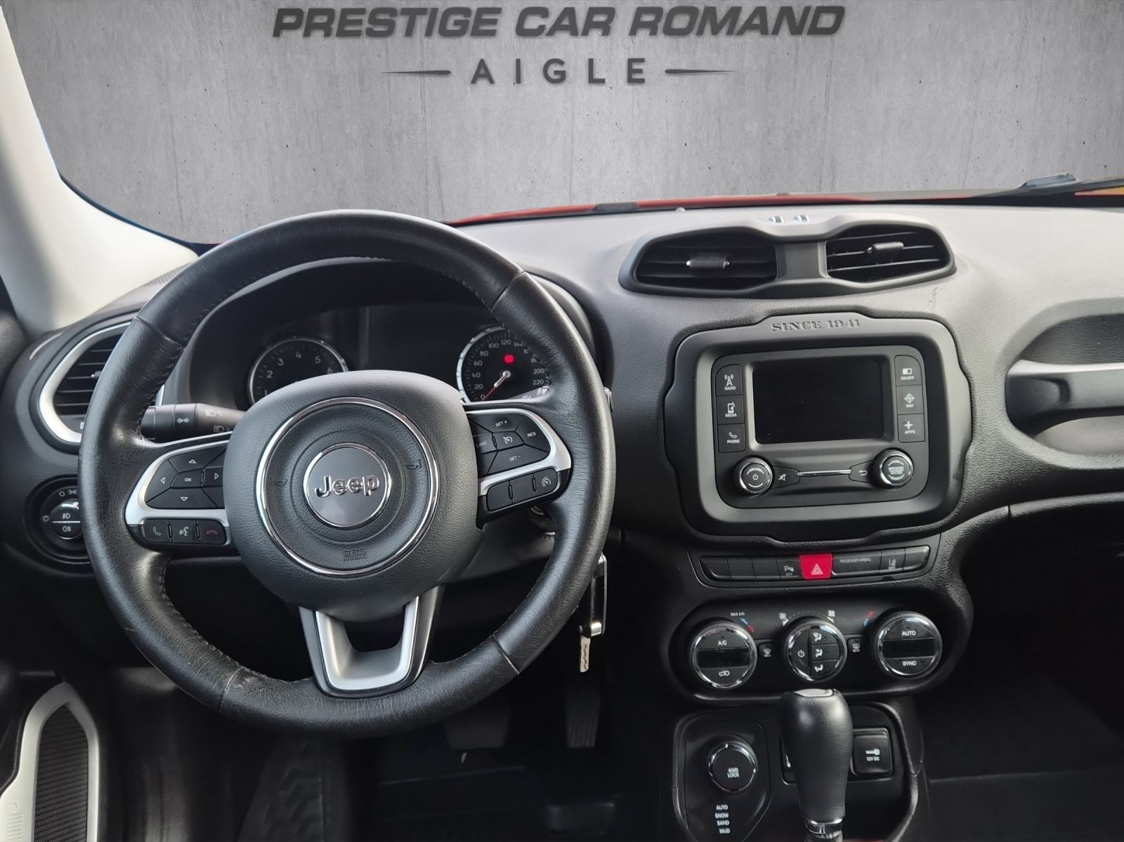 JEEP RENEGADE Limiteed-image-4