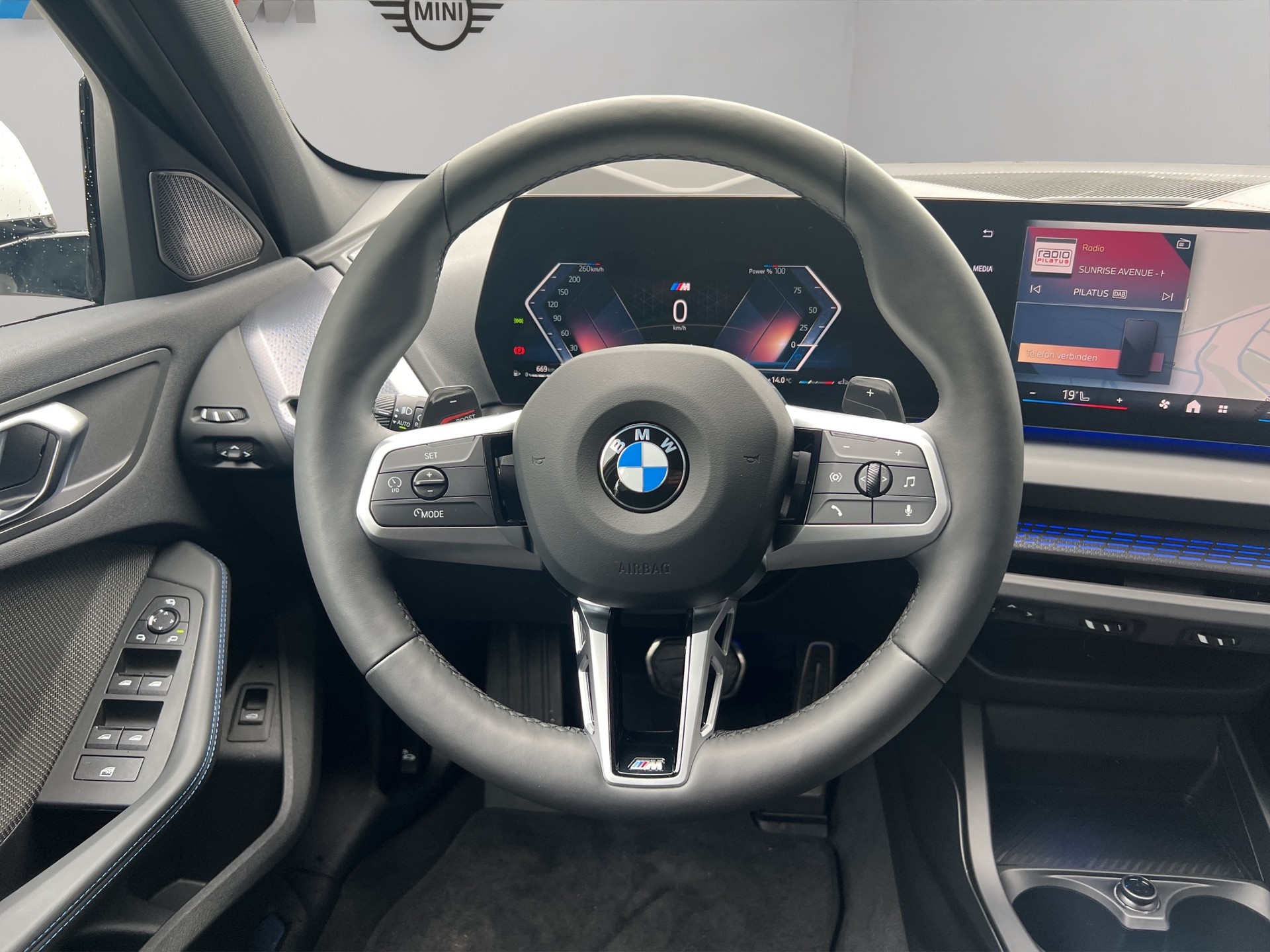BMW 123 xDrive M Sport Steptronic-image-13