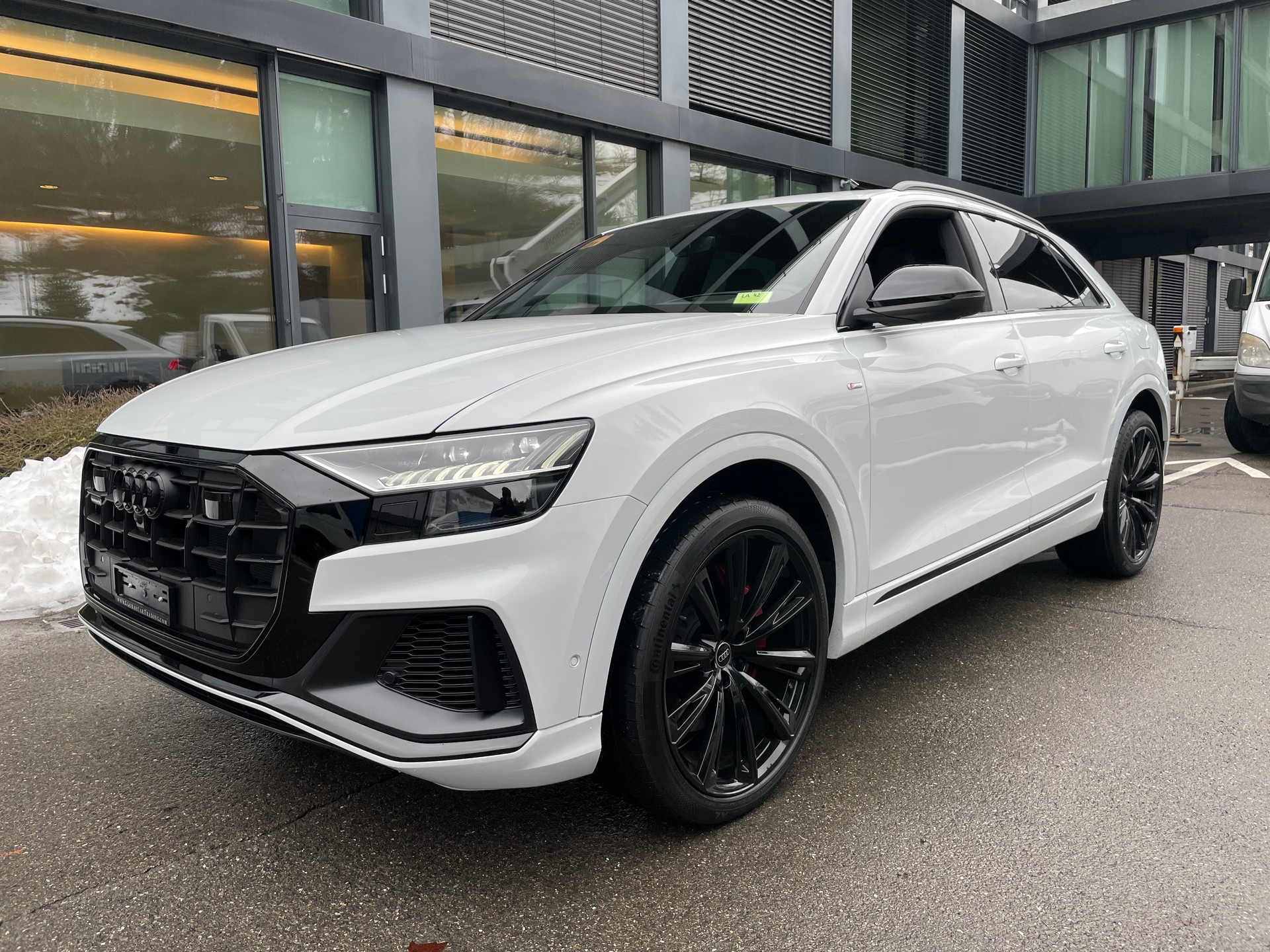 AUDI Q8 60 TFSI e quattro PHEV tiptronic