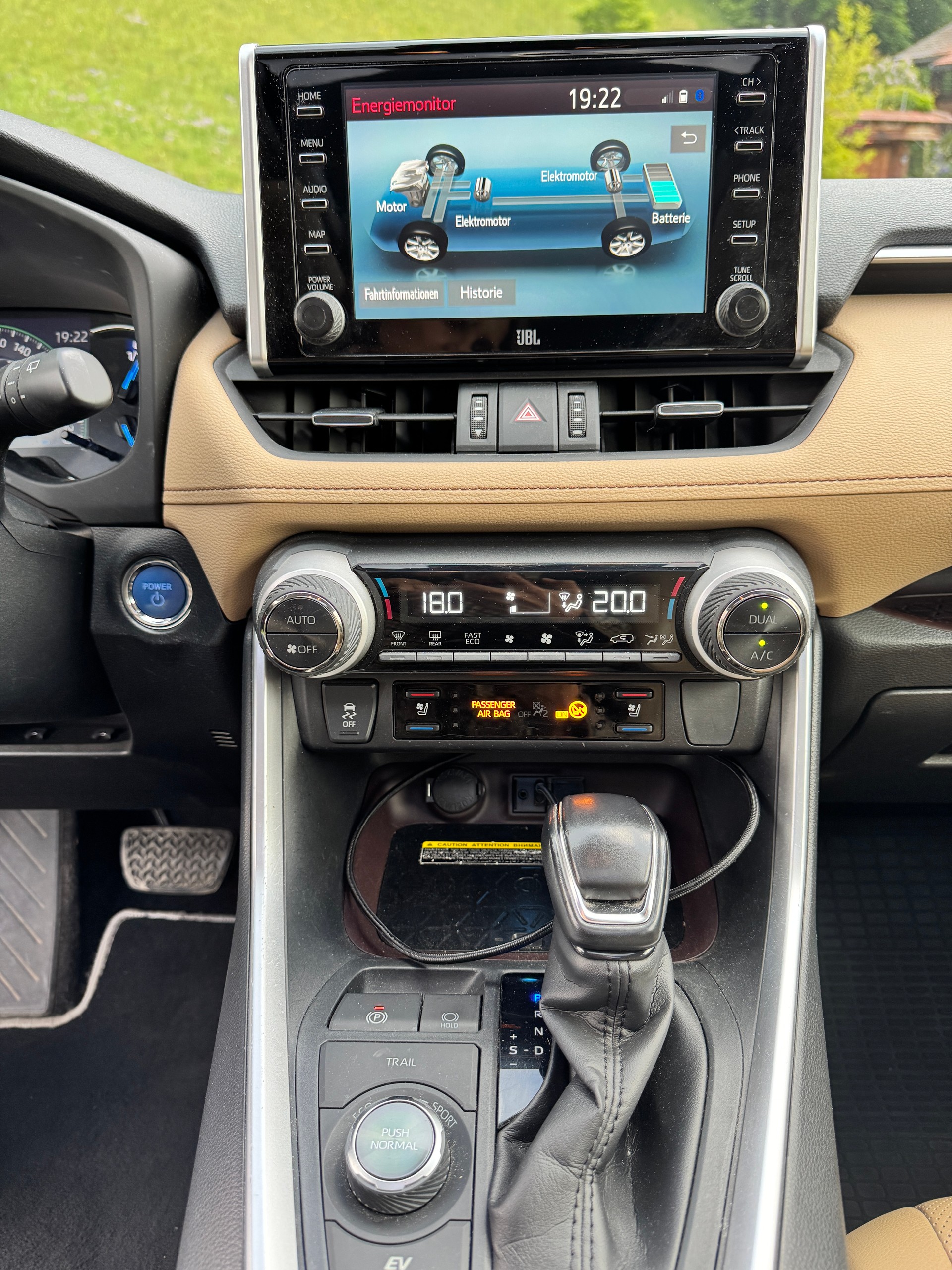 TOYOTA 2.5 HEV Premium-image-7