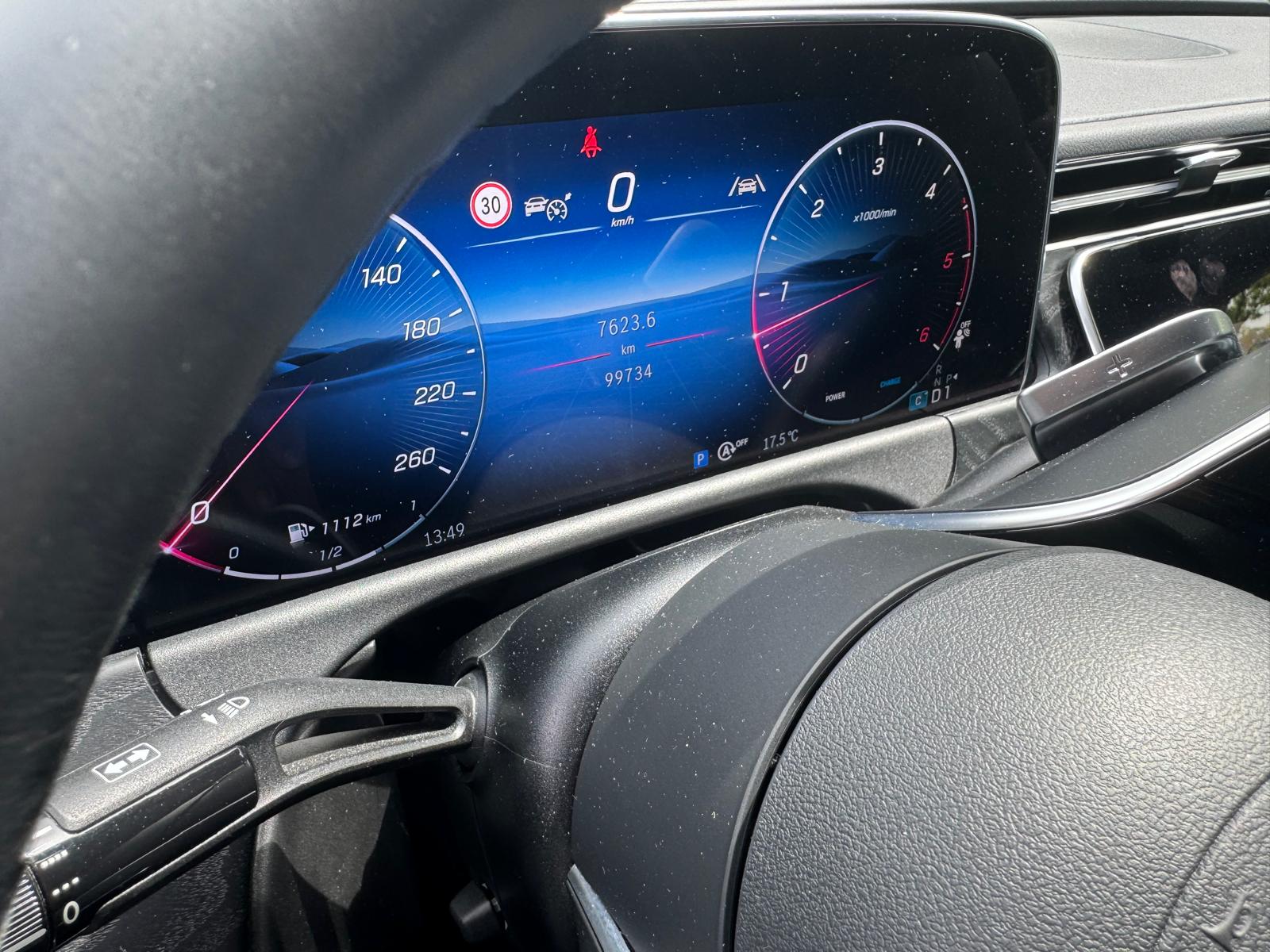 MERCEDES-BENZ E 220 d 4Matic 9G-Tronic-image-12