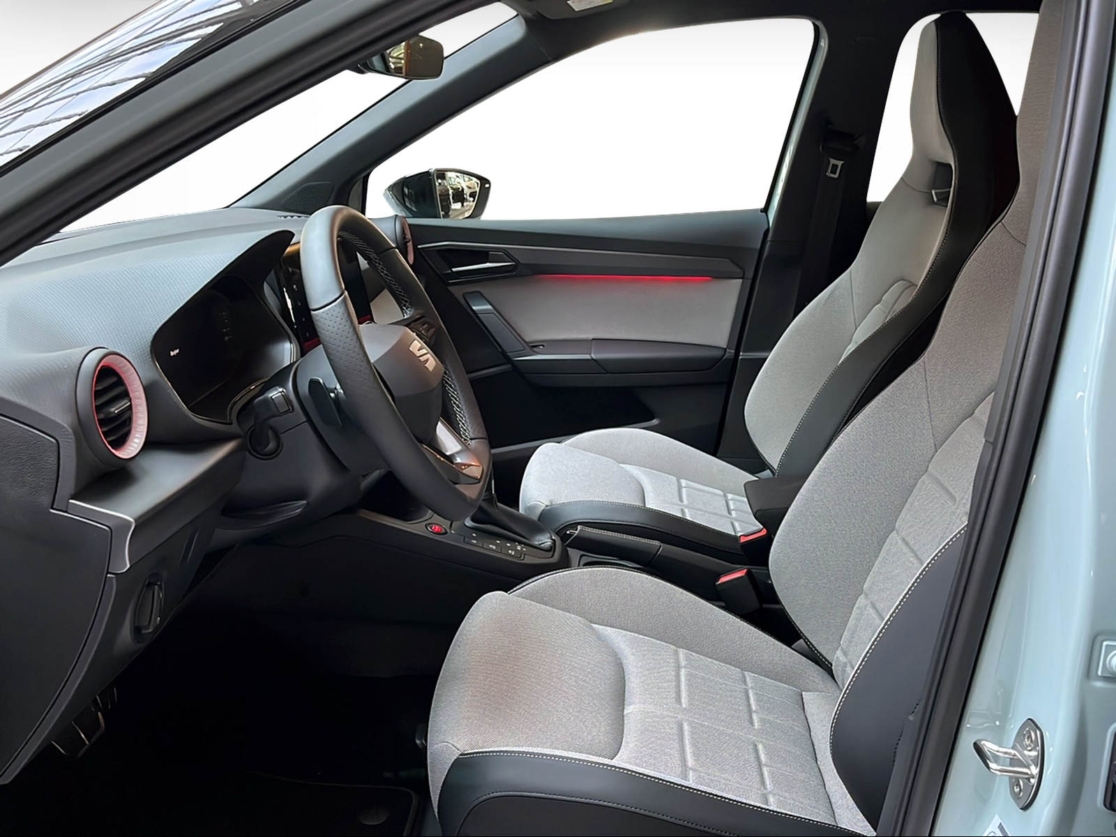 SEAT Arona 1.5 Eco TSI Move FR DSG-image-7