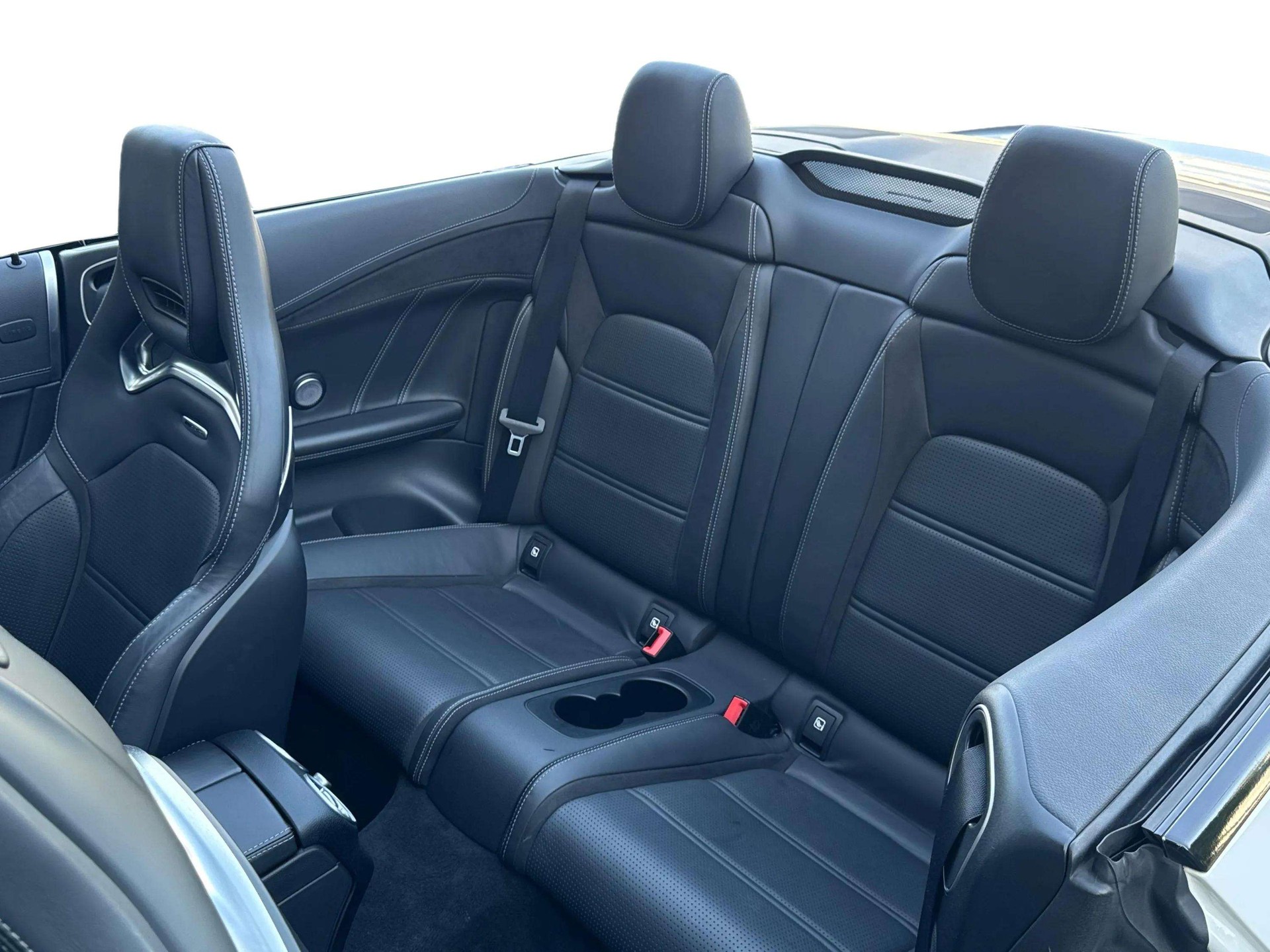 MERCEDES-BENZ C 63 S AMG 9G-tronic-image-18