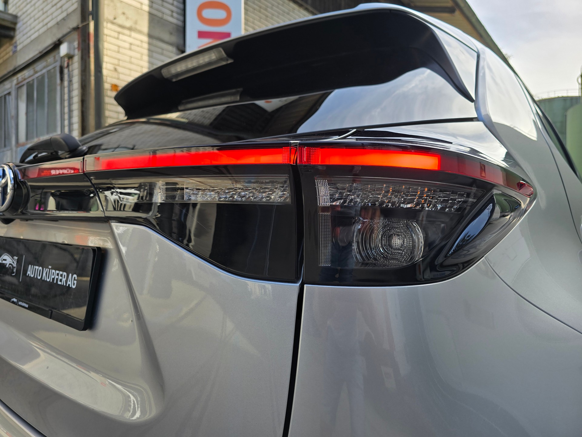 TOYOTA Yaris Cross 1.5 Design e-CVT AWDi-image-25