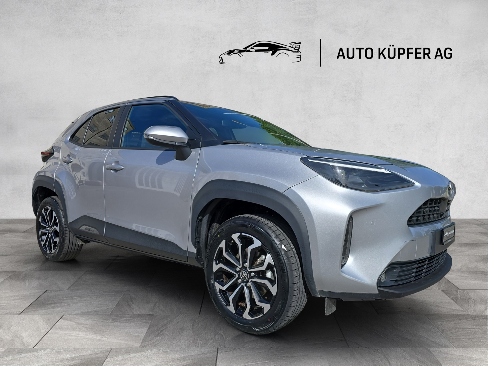 TOYOTA Yaris Cross 1.5 Design e-CVT AWDi-showroom-element-1