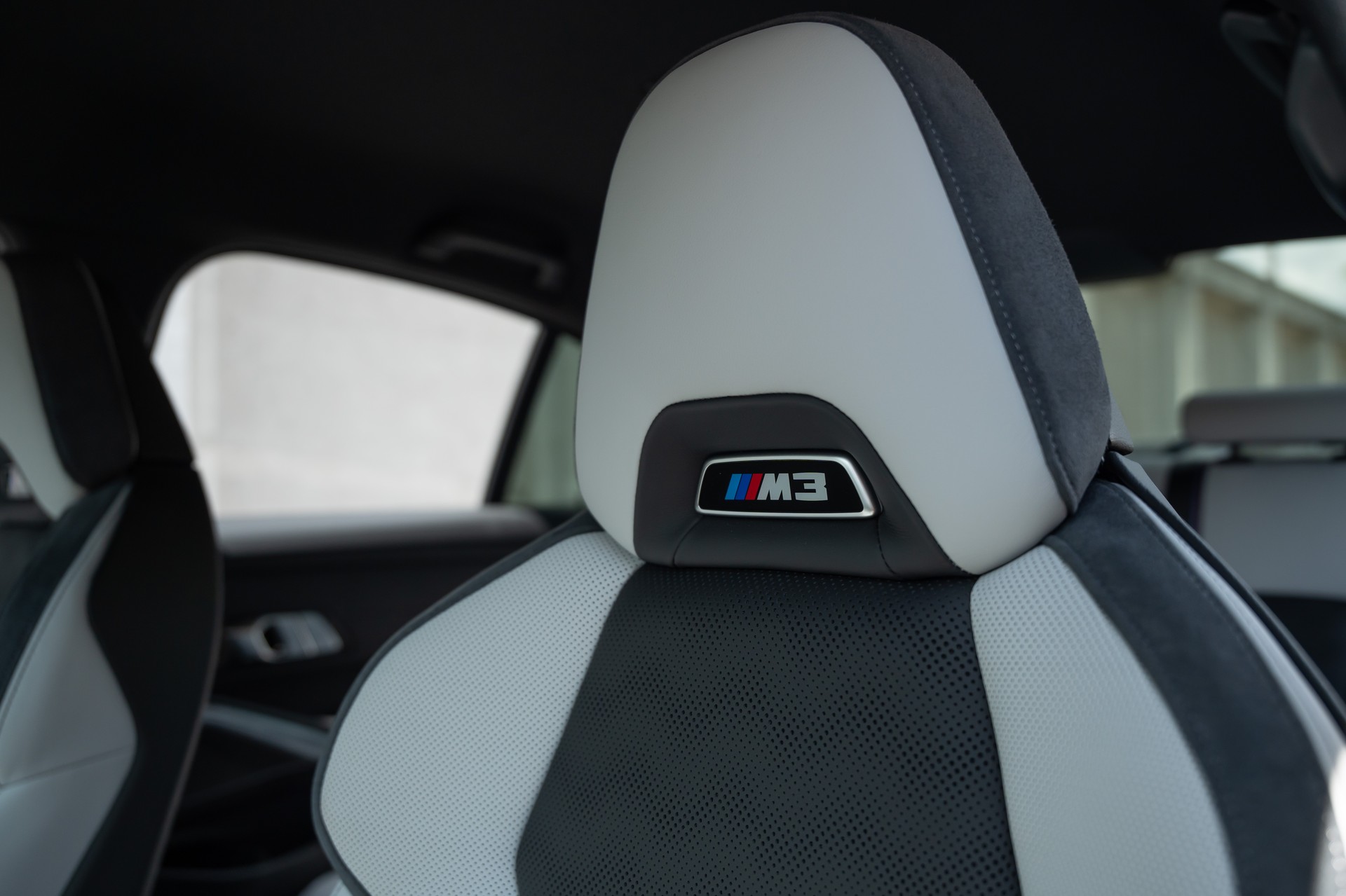 BMW M3 Competition M xDrive LCI-image-29