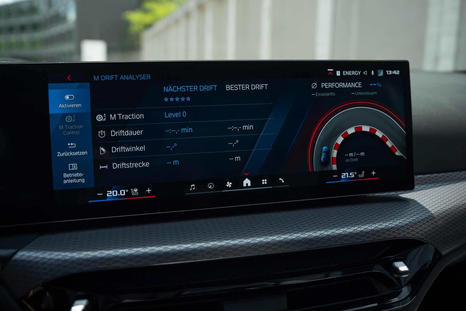 BMW M3 Competition M xDrive LCI-image-25