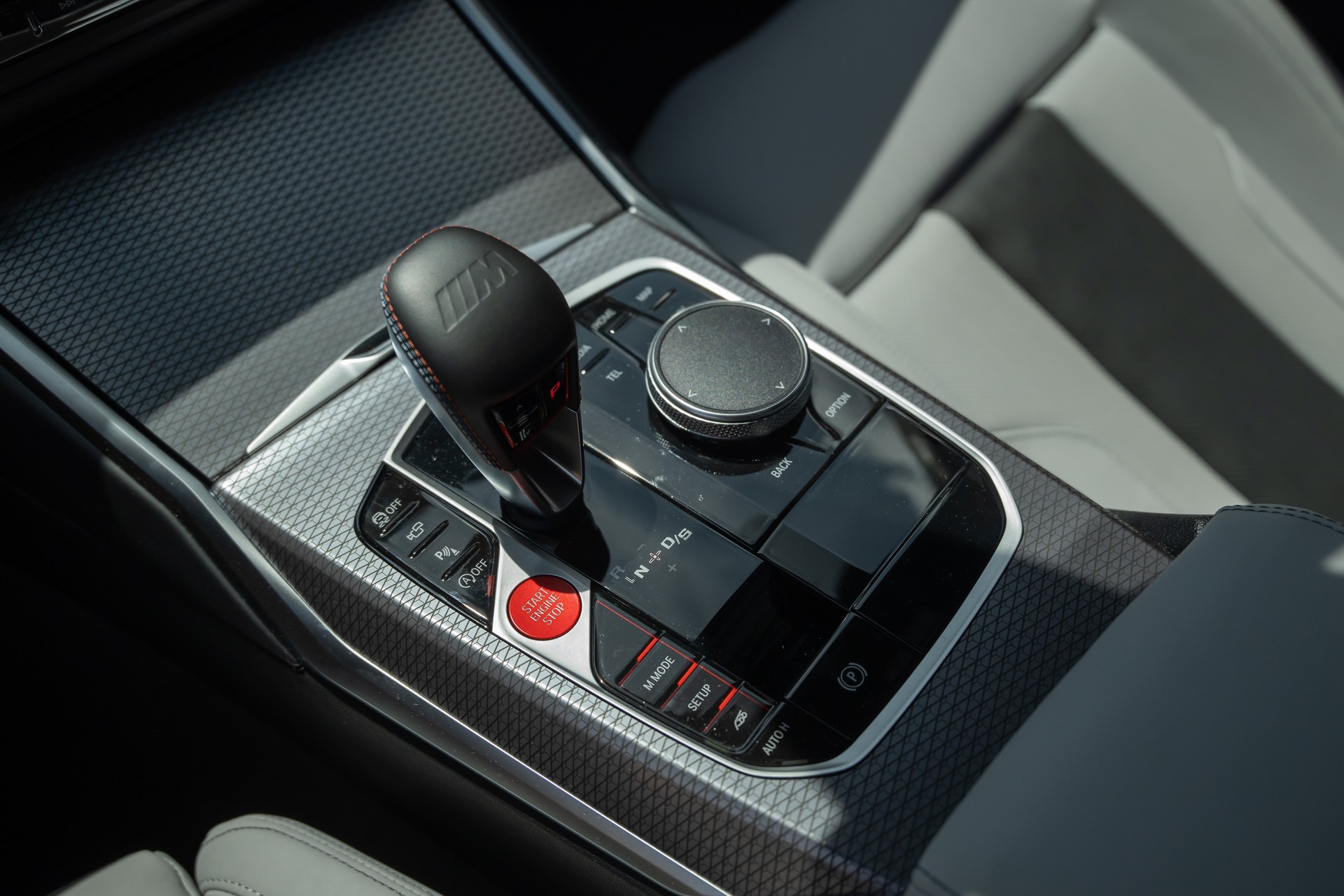 BMW M3 Competition M xDrive LCI-image-15