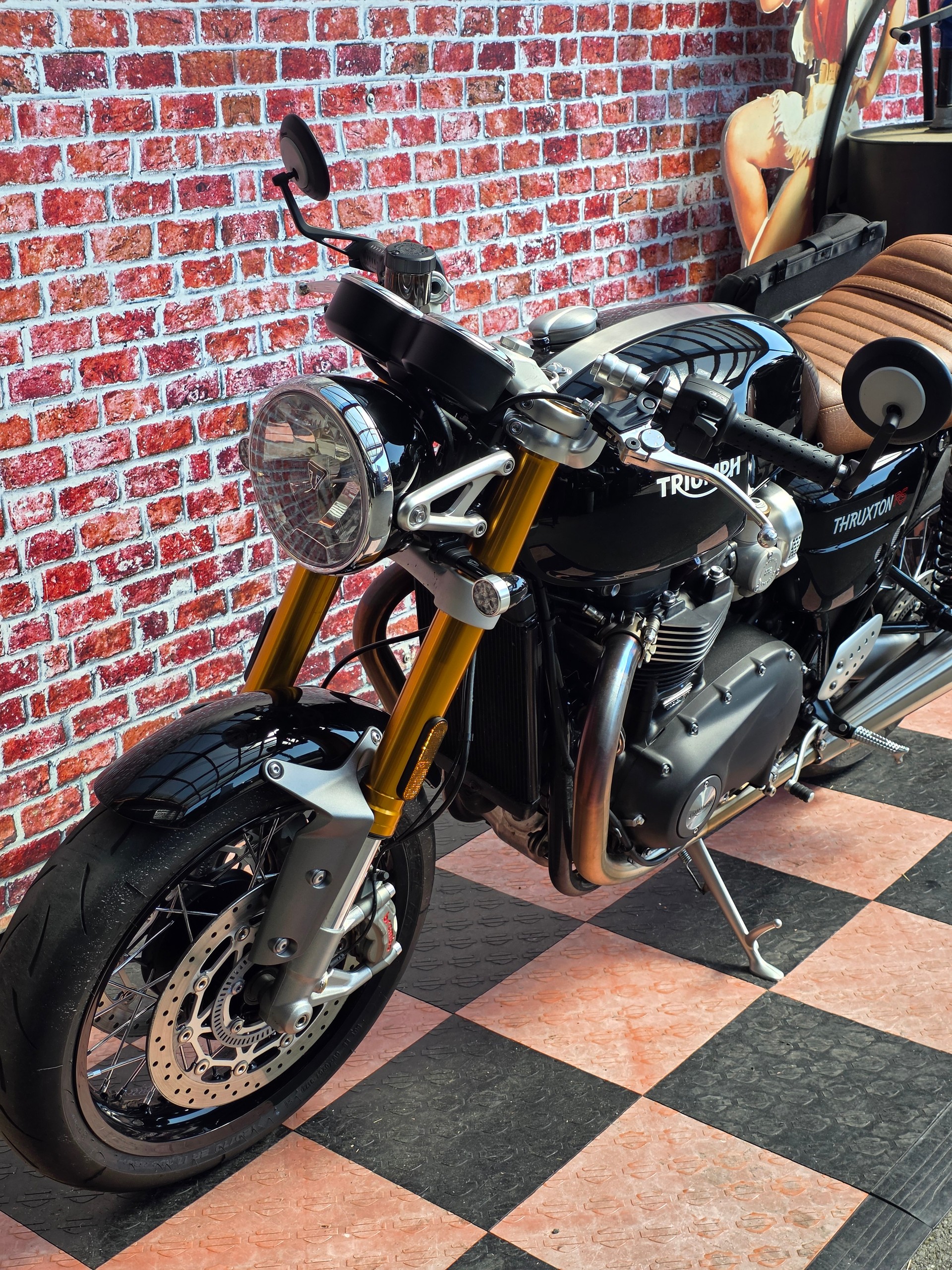 TRIUMPH Thruxton 1200 i RS ABS-image-8