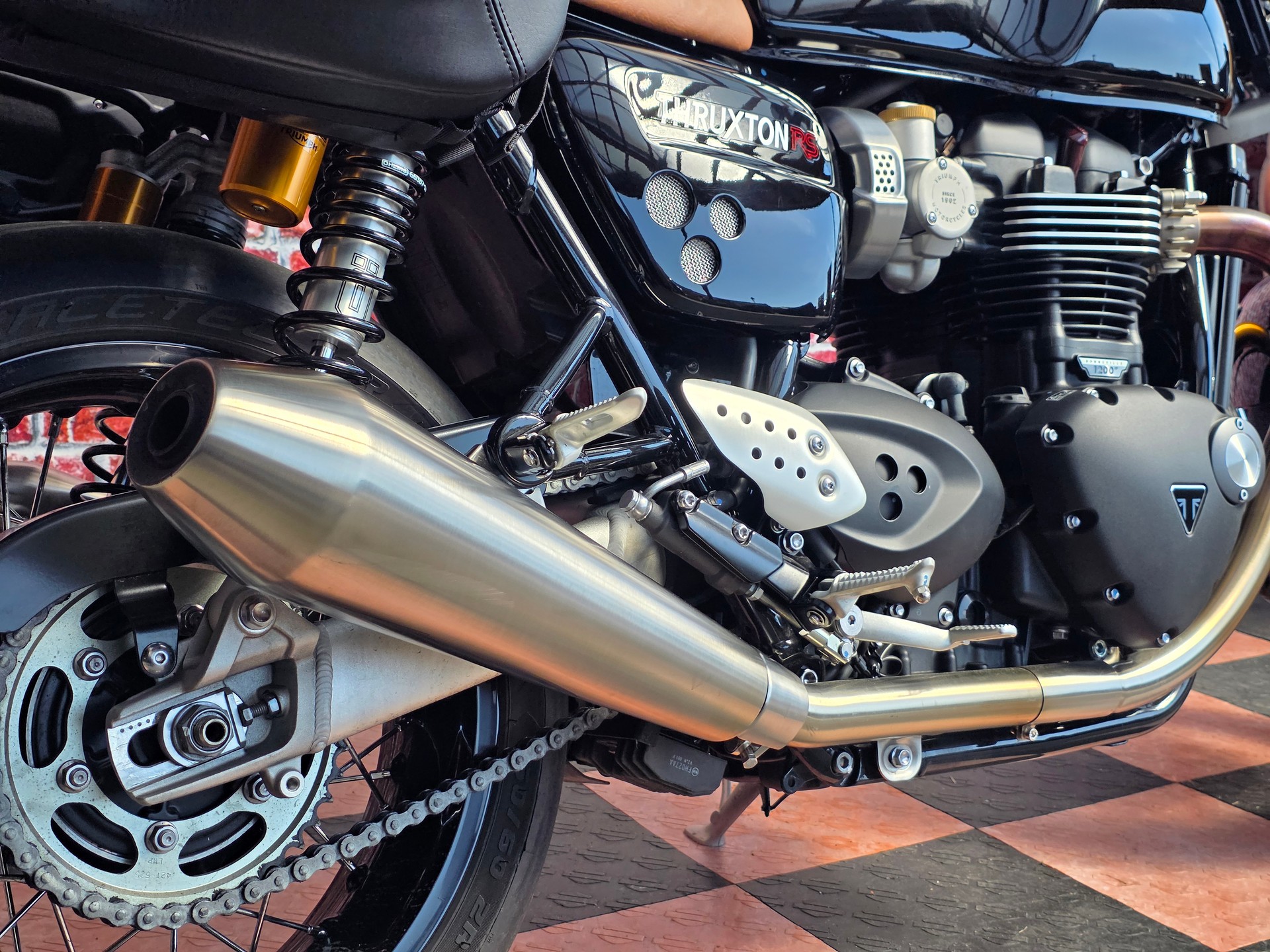 TRIUMPH Thruxton 1200 i RS ABS-image-6