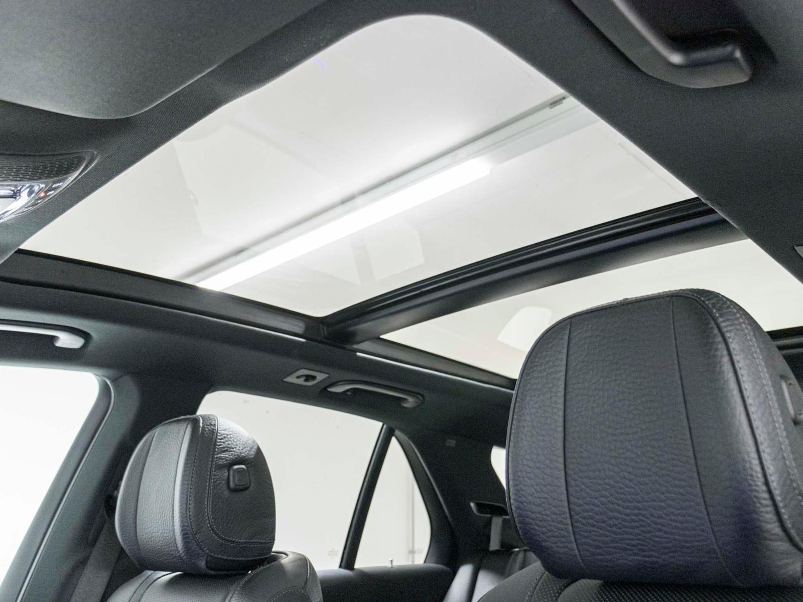 MERCEDES-BENZ GLE 300 d 4MATIC-image-11
