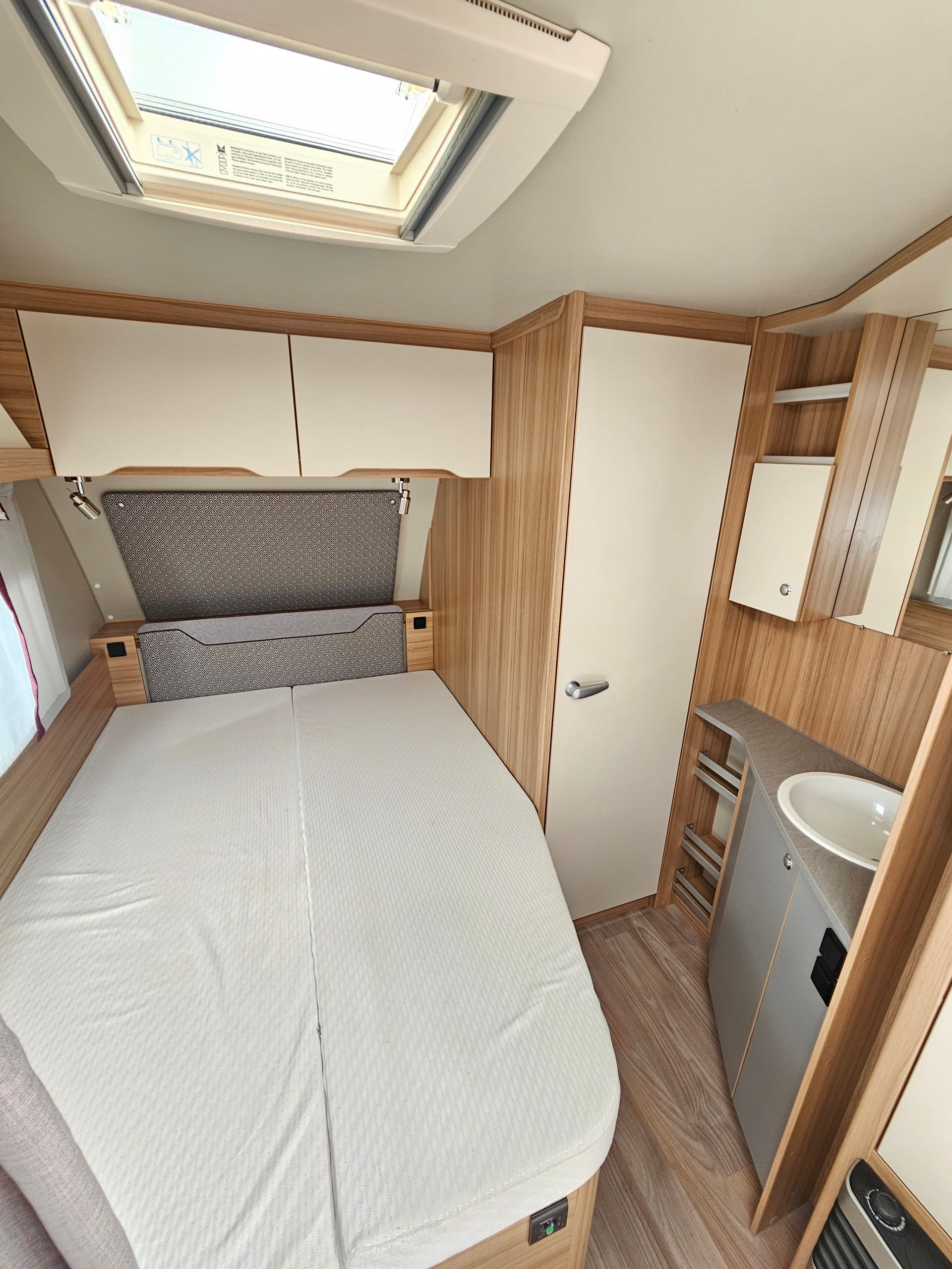 WEINSBERG Cara Two 450-image-8