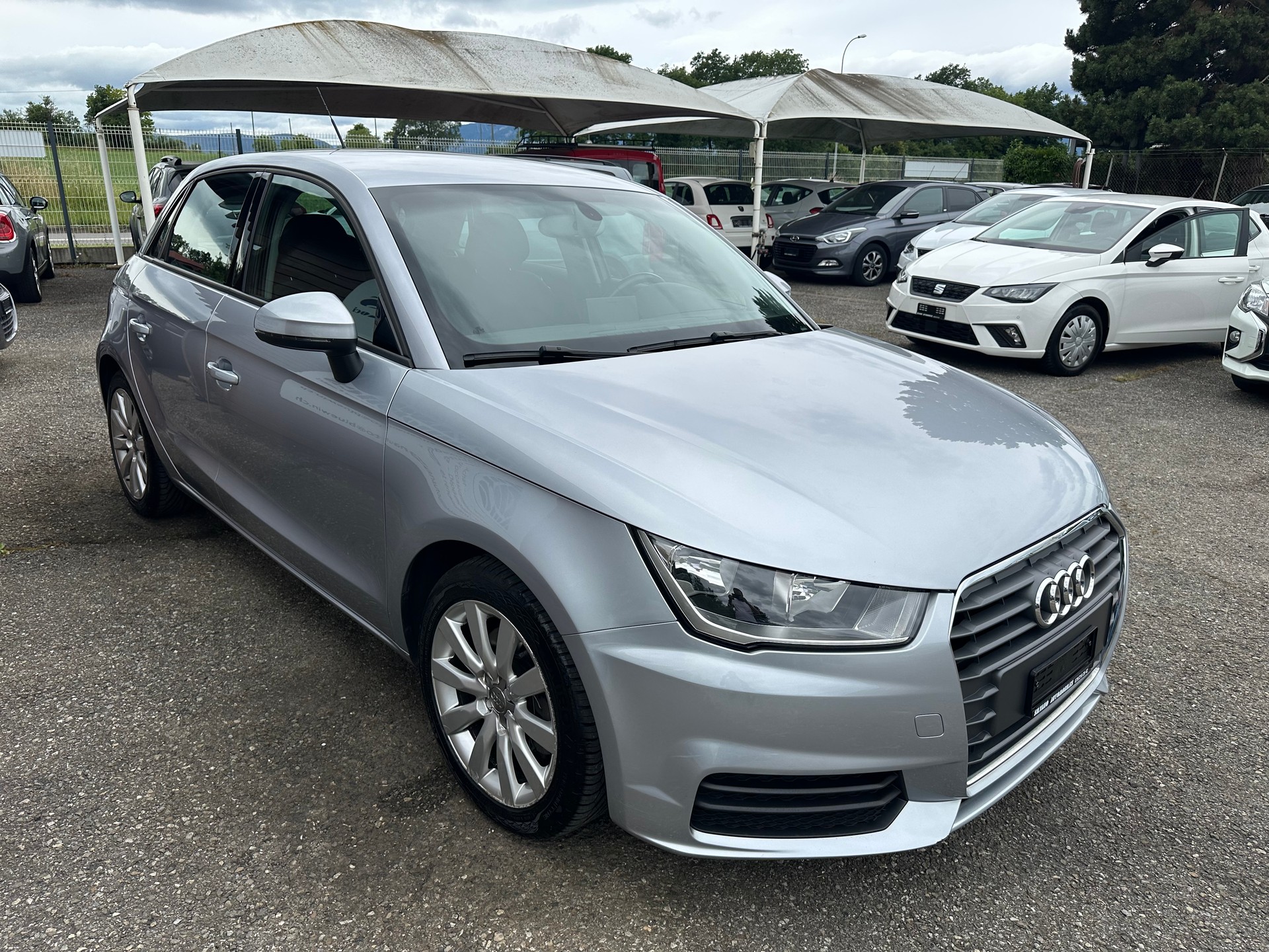 AUDI A1 Sportback 1.4 TFSI Sport S-tronic-image-2