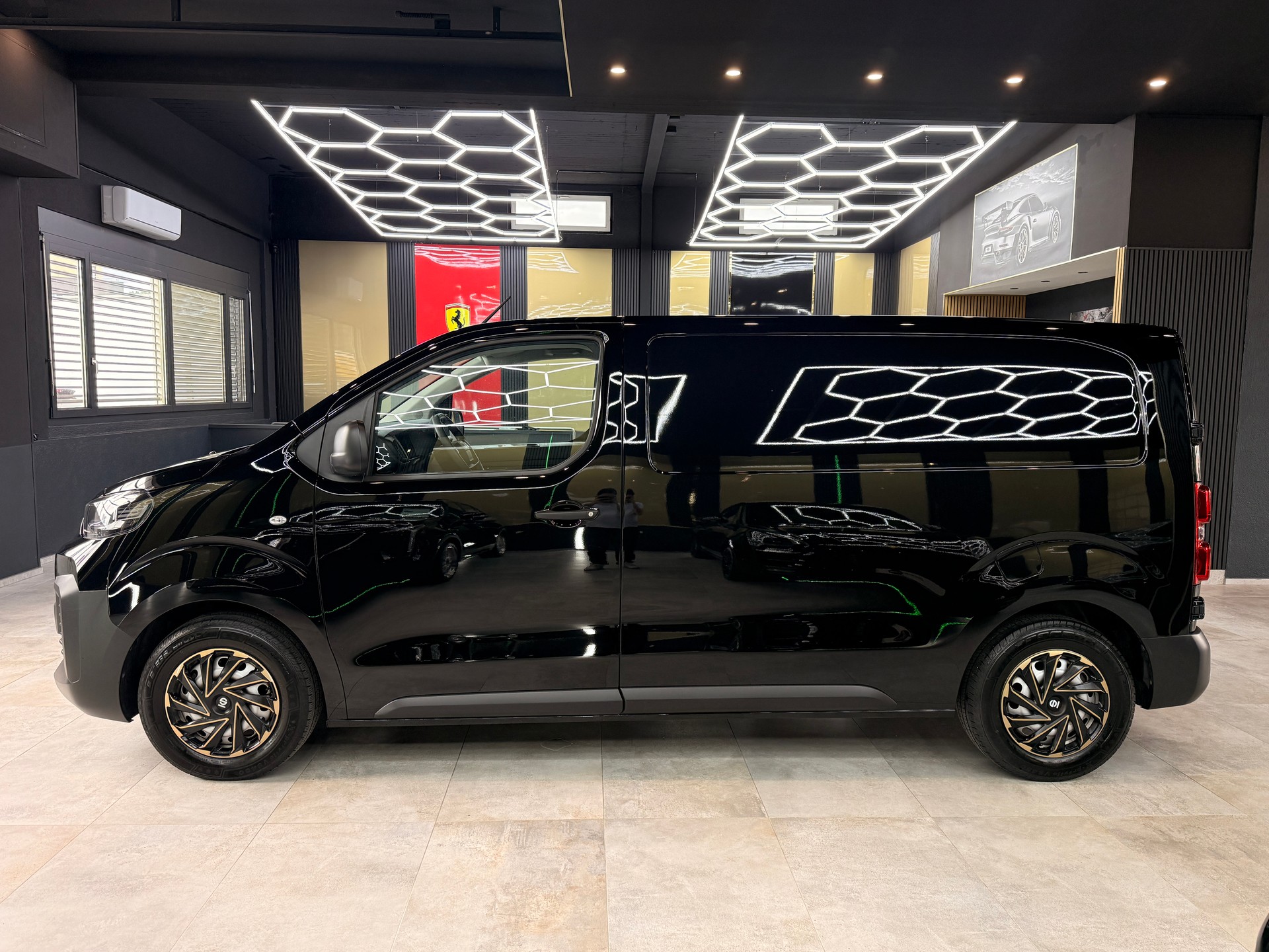 FIAT Scudo 2.0 BlueHDi L2 Crew Cab-image-7