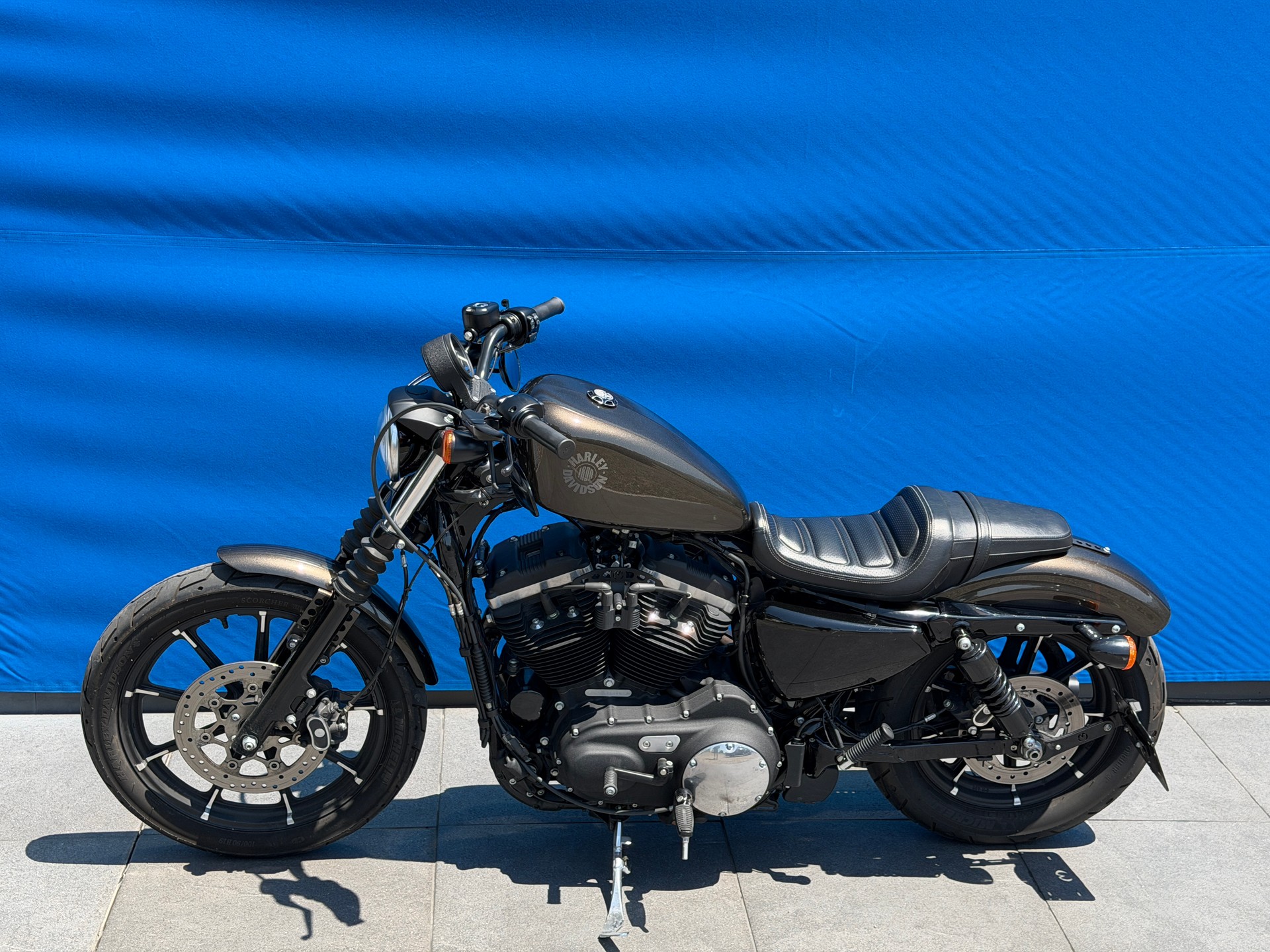 HARLEY-DAVIDSON HARLEY-DAVIDSON XL 883 N Sportster Iron ABS (35 KW)-image-11