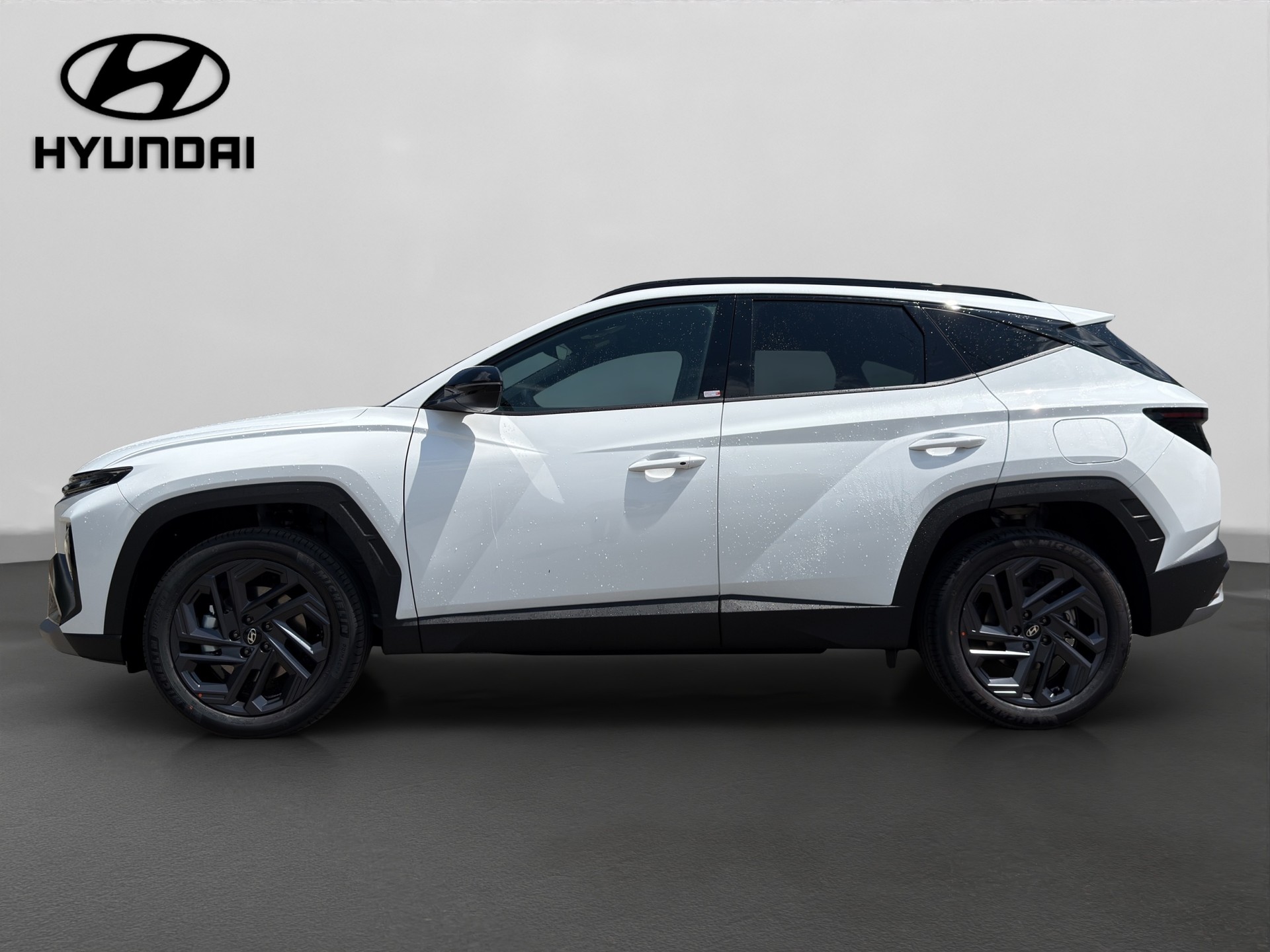 HYUNDAI Tucson 1.6 TGDI HEV Origo Black Line 4WD-showroom-element-2