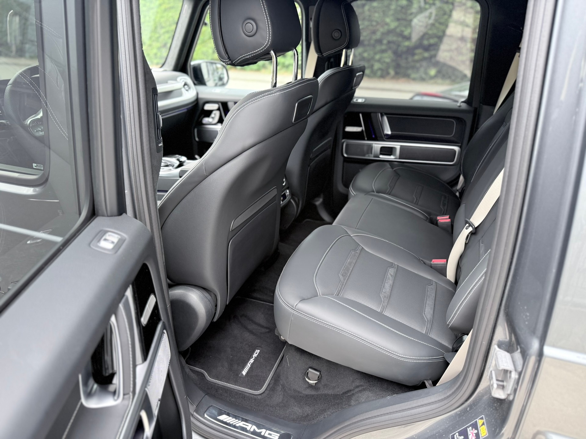 MERCEDES-BENZ G 63 AMG Speedshift Plus G-Tronic-image-13