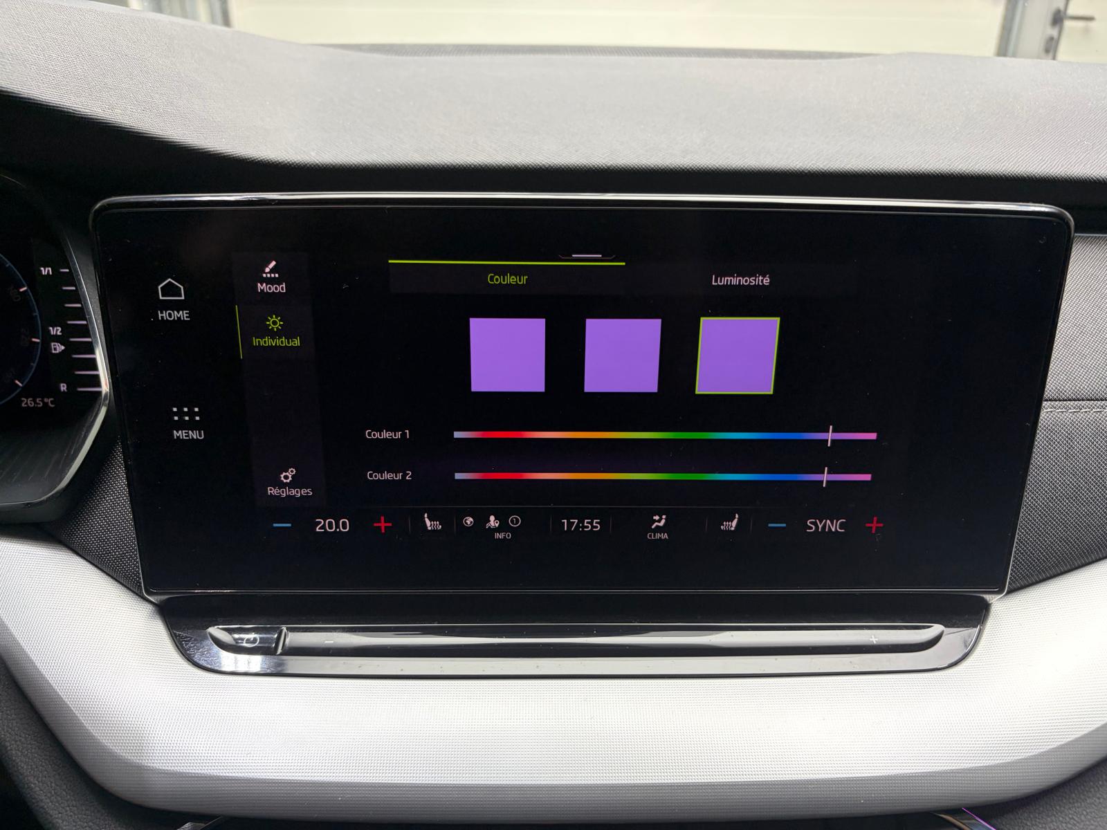 SKODA Octavia Combi 1.0 TSI mHEV DSG Style-image-24