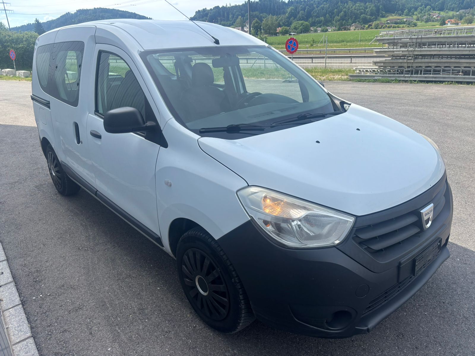 DACIA Dokker 1.6 Ambiance-image-2