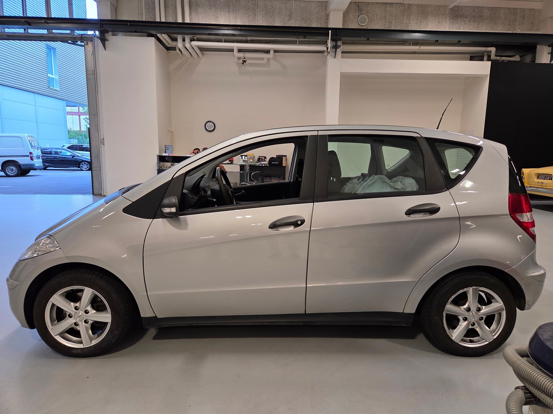 MERCEDES-BENZ A 170 Classic Automat-showroom-element-2