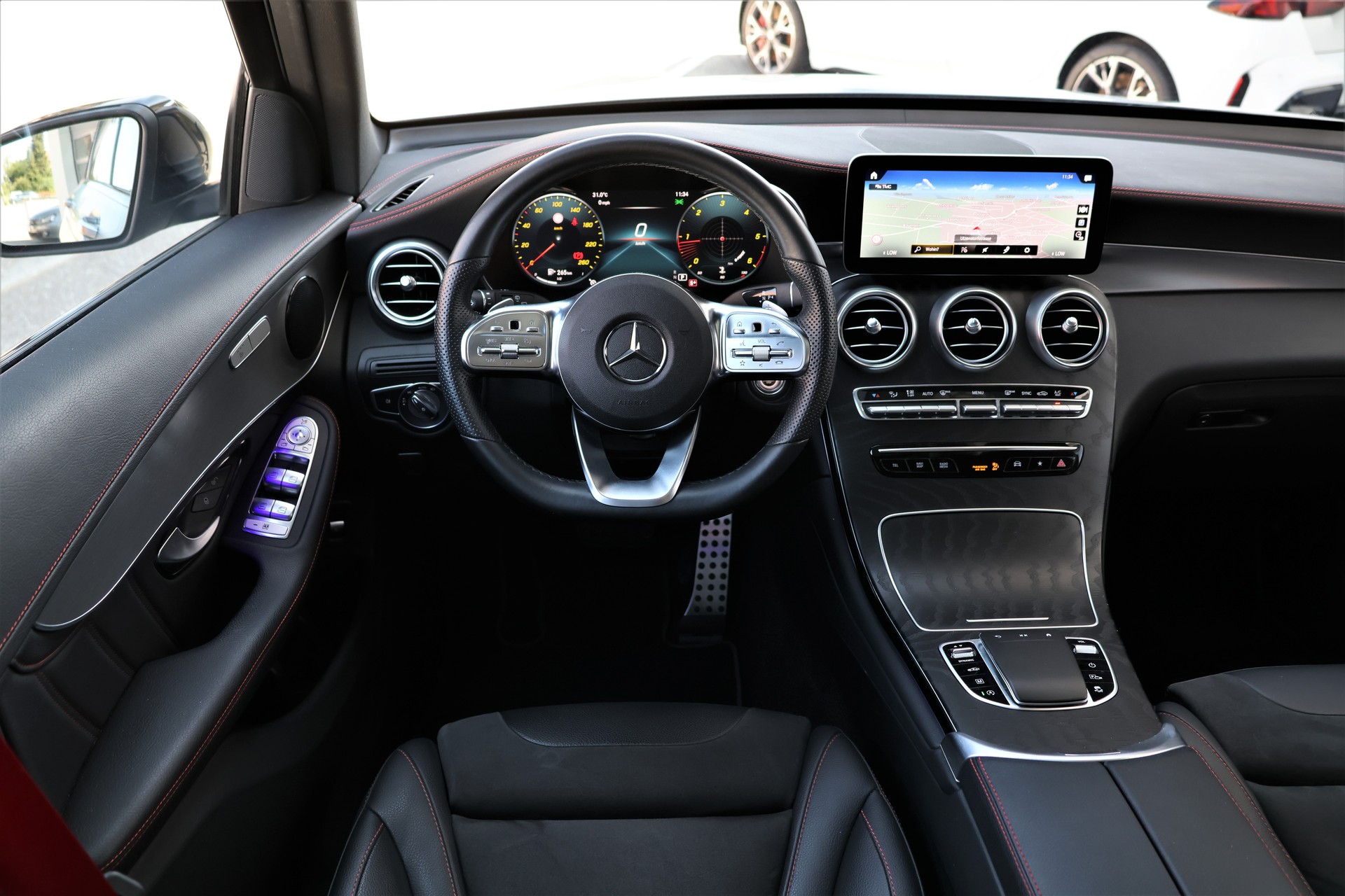 MERCEDES-BENZ GLC 400 d 4Matic AMG Line Plus 9G-Tronic (CH) *Magno Grey*-image-12