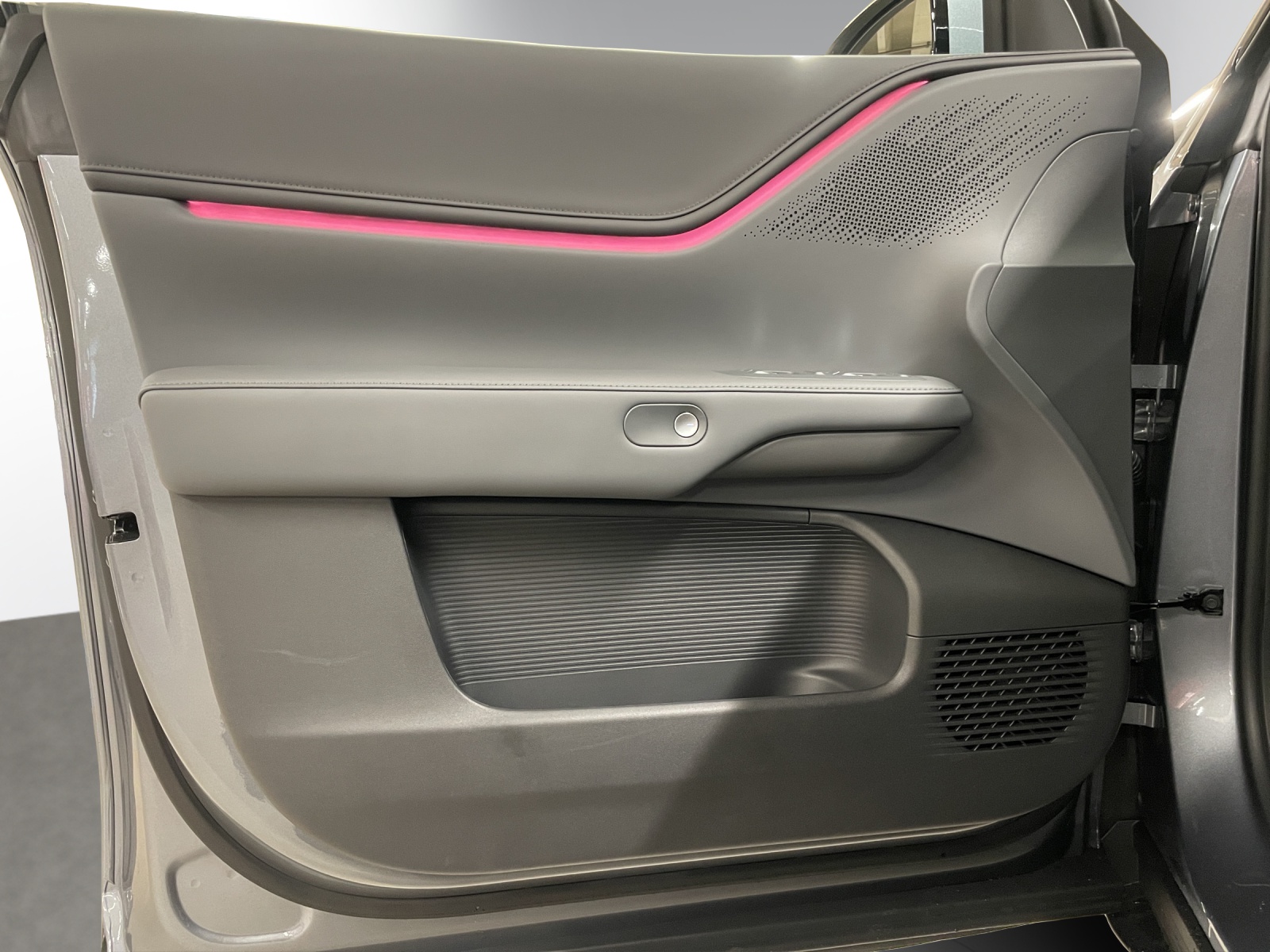 XPENG G6 80kWh Performance AWD-image-7
