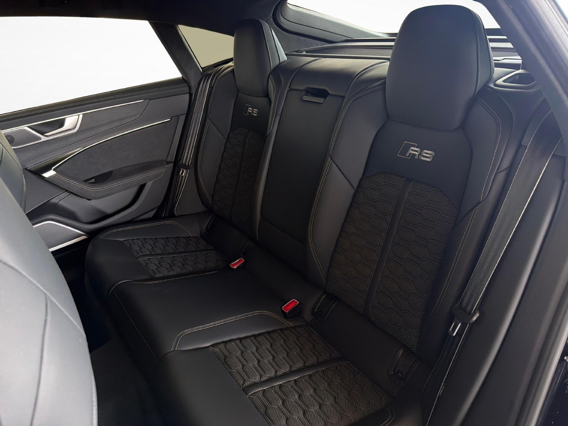 AUDI RS7 4.0 V8 TFSI performance quattro T-Tronic-image-8