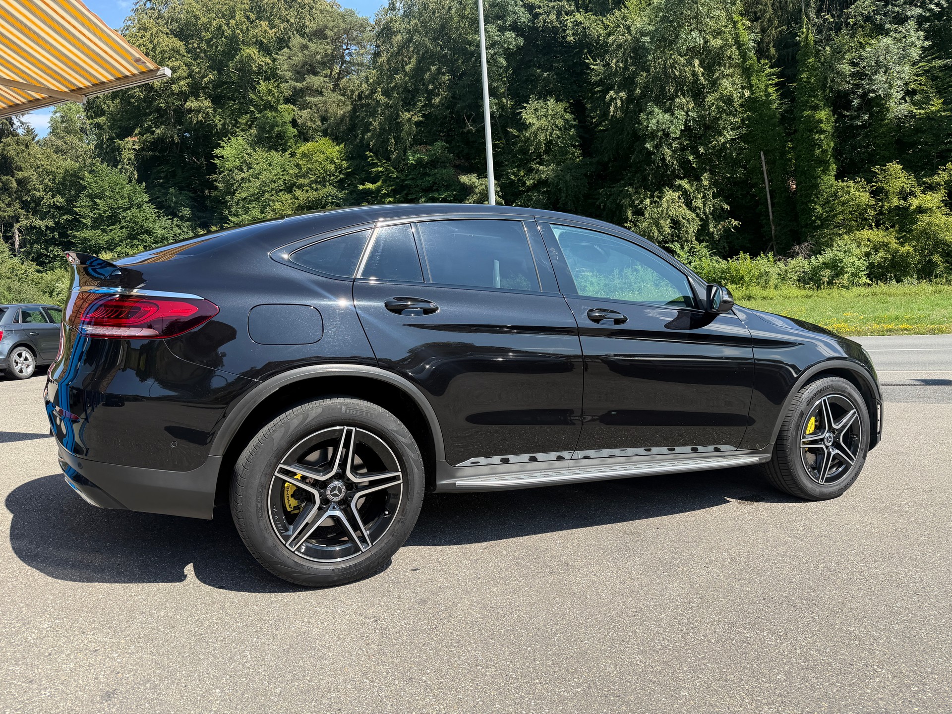 MERCEDES-BENZ GLC Coupé 220 d AMG Line 4Matic 9G-Tronic-image-3
