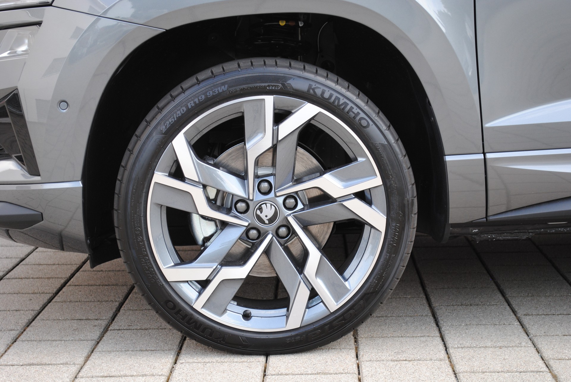 SKODA Karoq 2.0 TSI SportLine 4x4 DSG-image-9
