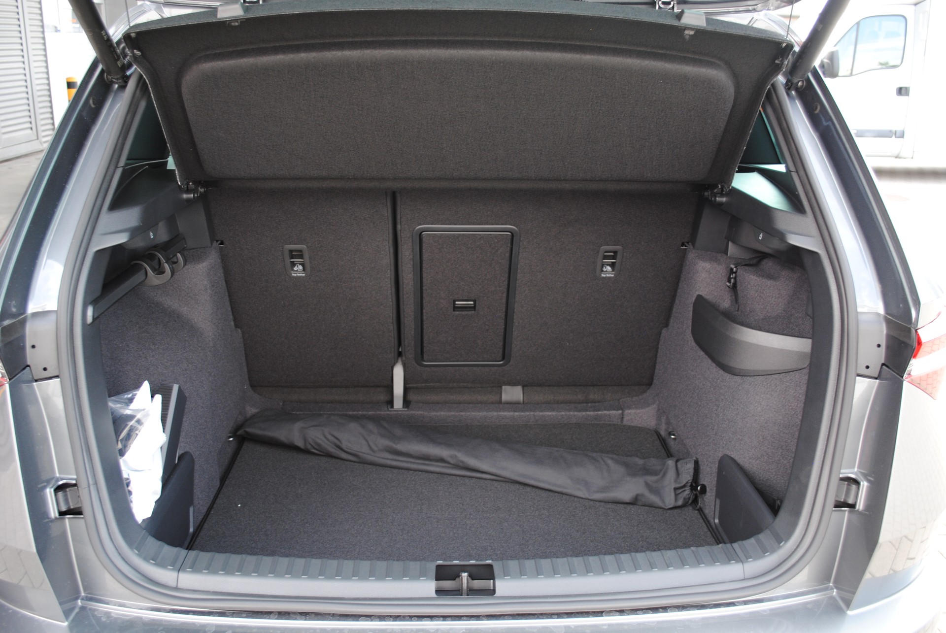 SKODA Karoq 2.0 TSI SportLine 4x4 DSG-image-18