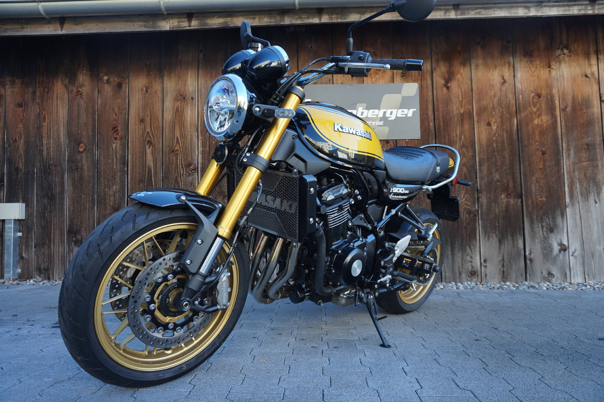 KAWASAKI Z 900 RS SE-image-6