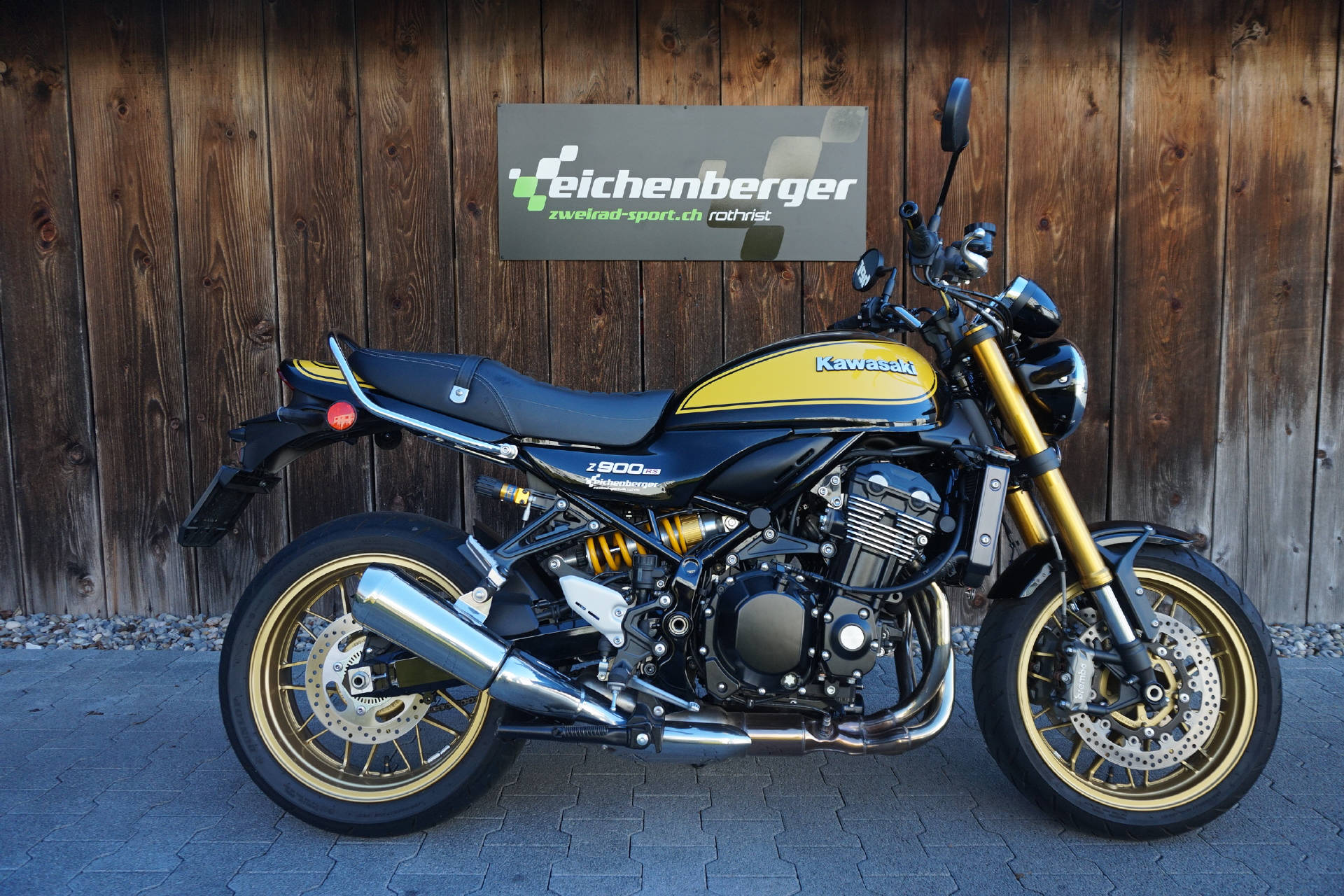 KAWASAKI Z 900 RS SE-image-2